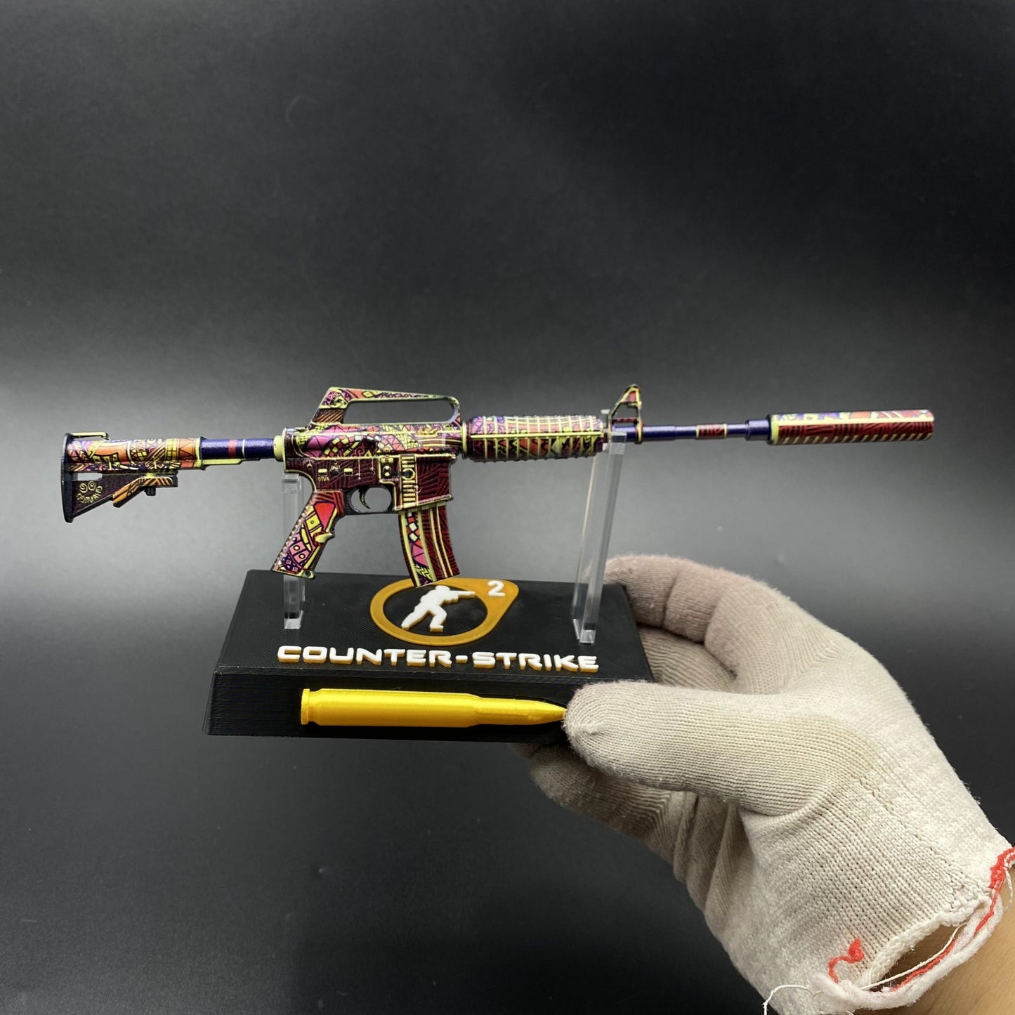 M4A1-S Chantico’s Fire Mini Metal Replica Gun for Collectible
