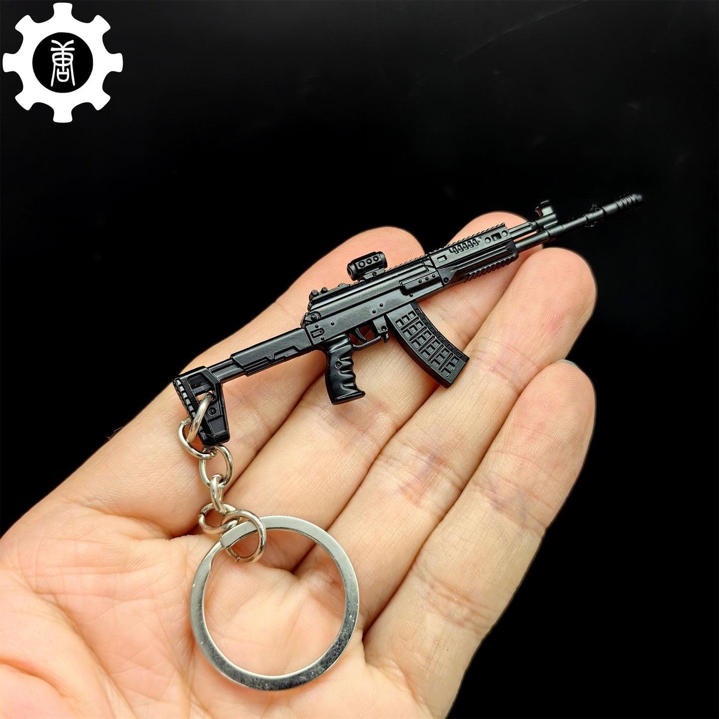 21 in 1 World Famous Assault Rifle Gun Keychain Metal Pendant For Military Hobby