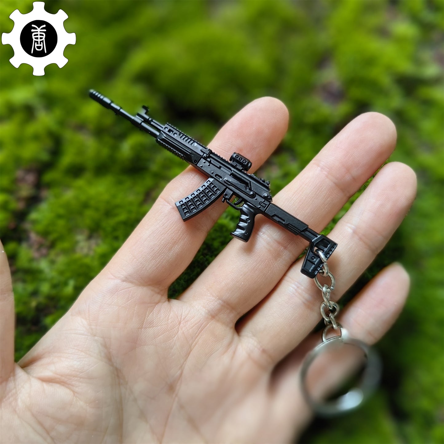 21 in 1 World Famous Assault Rifle Gun Keychain Metal Pendant For Military Hobby