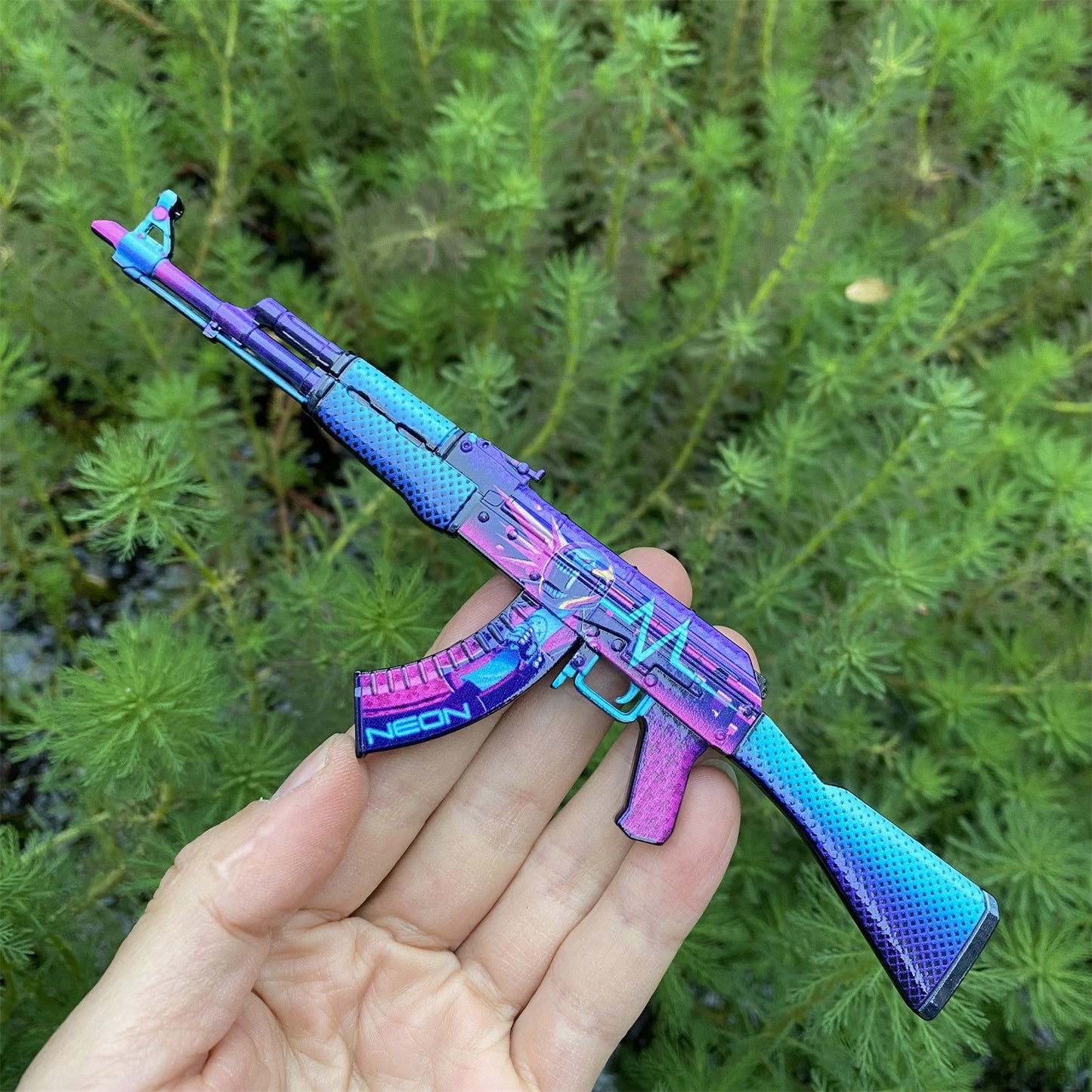 AK47 Neon Rider Case Hardened AK47 Vulcan Metal Gun Miniature
