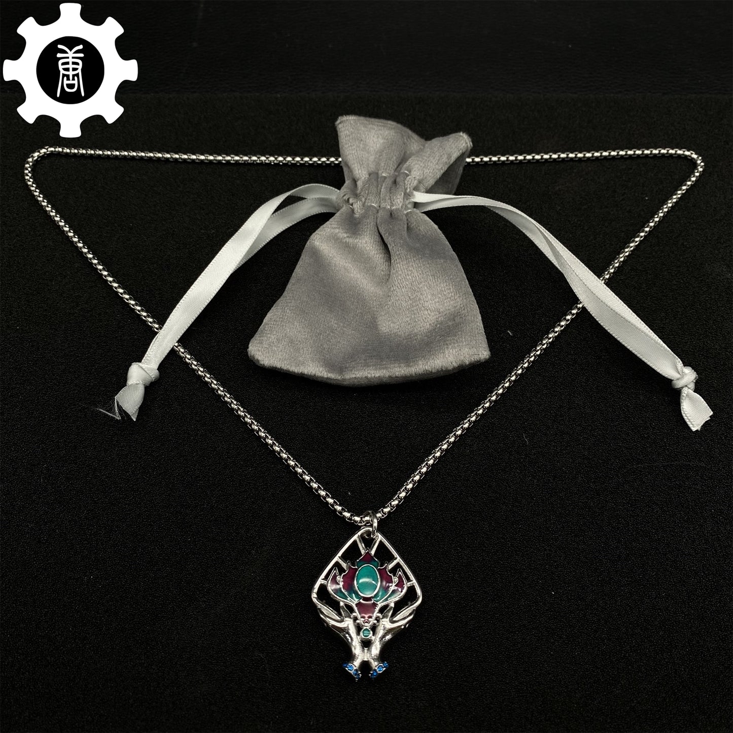 BG3 Amulet of The Devout Necklace Replica