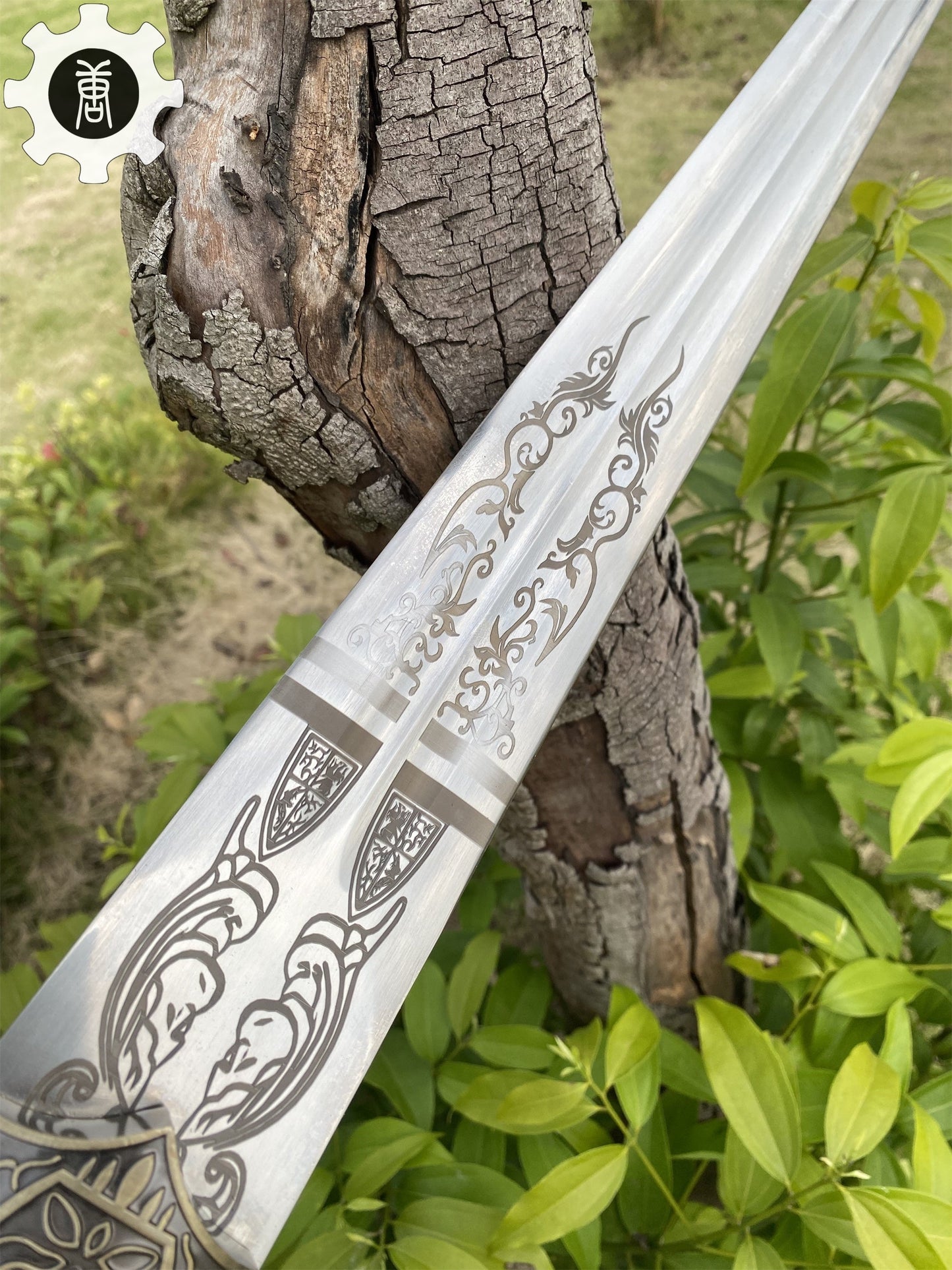 Banished Knight Greatsword Life-Size Metal Replica