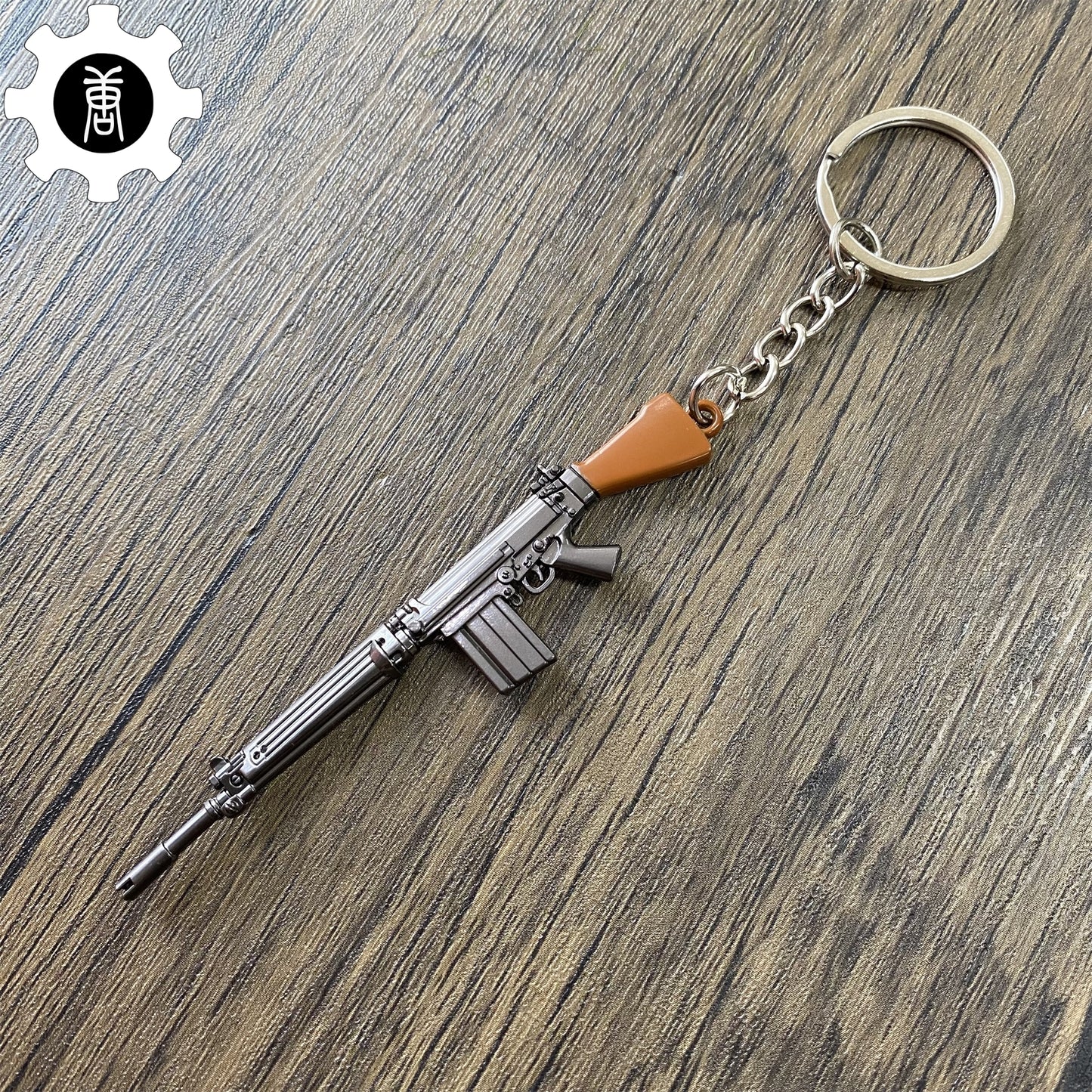 21 in 1 World Famous Assault Rifle Gun Keychain Metal Pendant For Military Hobby