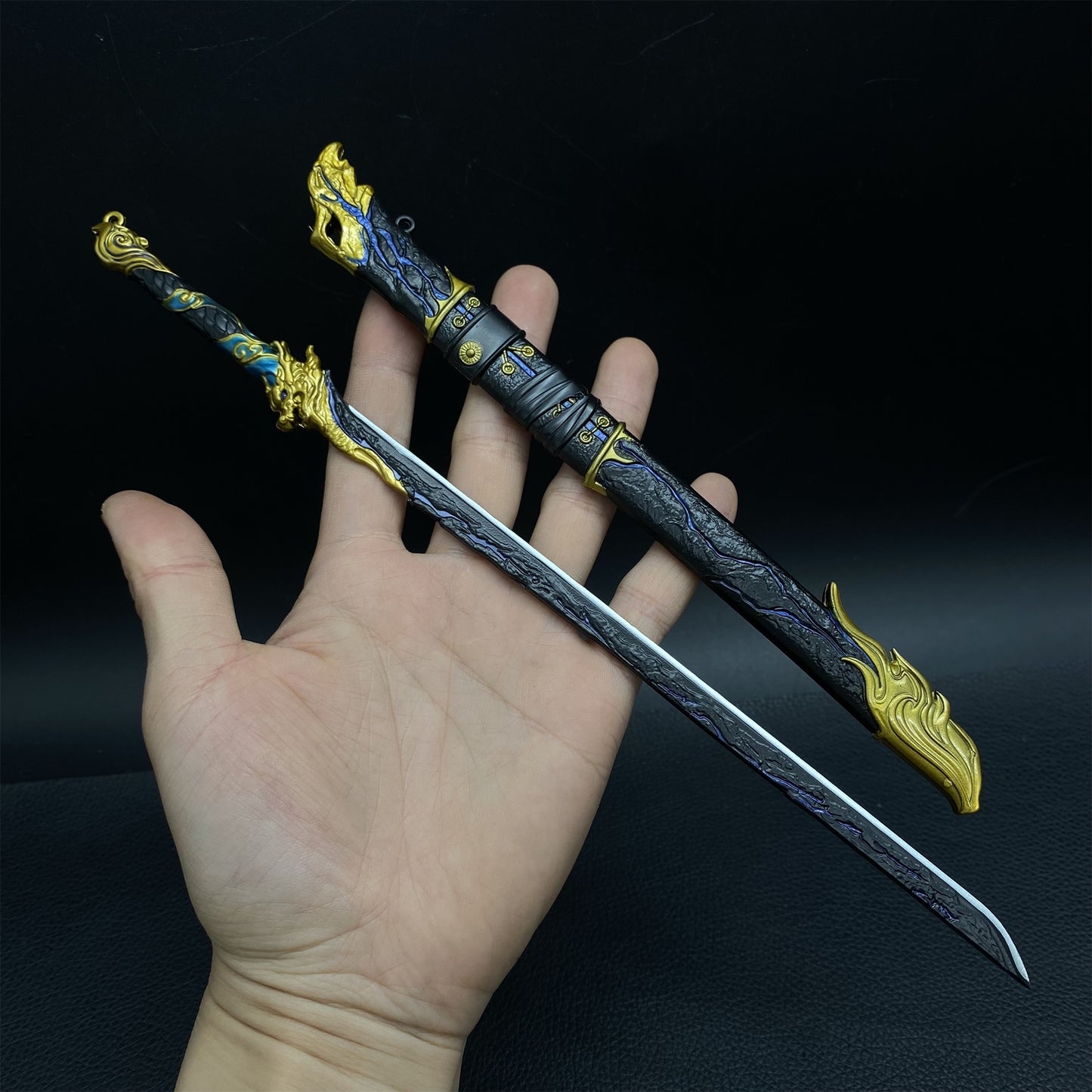 Game Peripherals Black Gold Ancient Blade Metal Replica