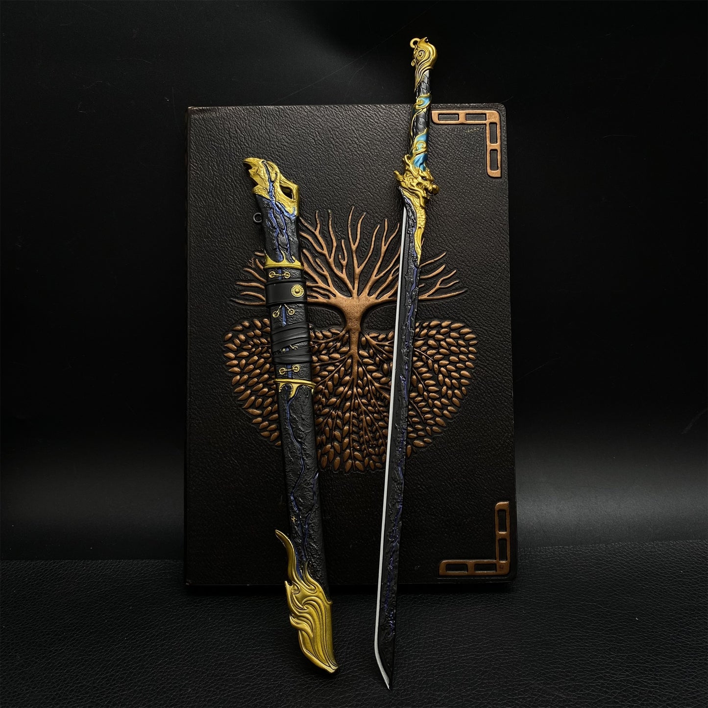 Game Peripherals Black Gold Ancient Blade Metal Replica