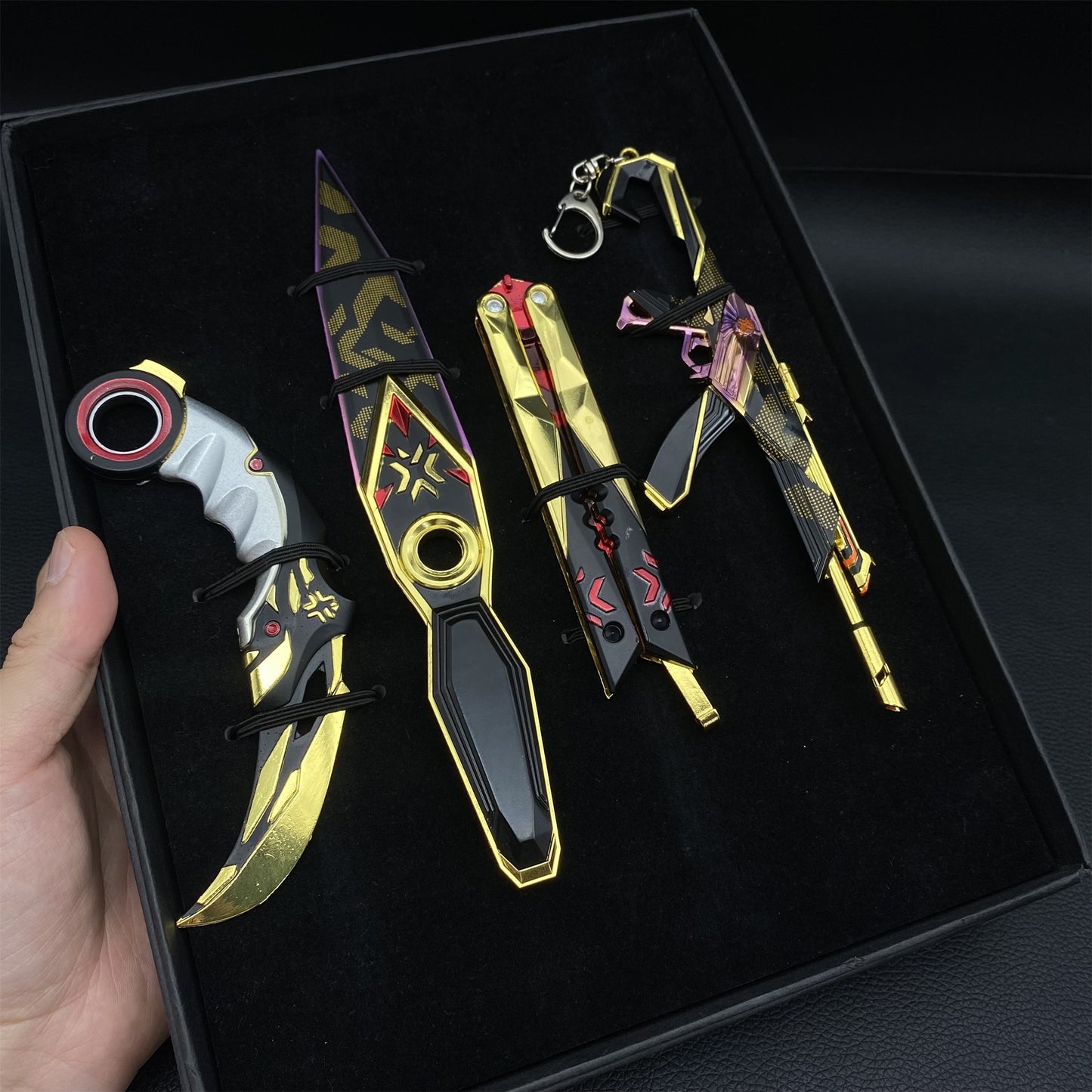 Champions Skin Metal Replica 4 In 1 Gift Box USA Only