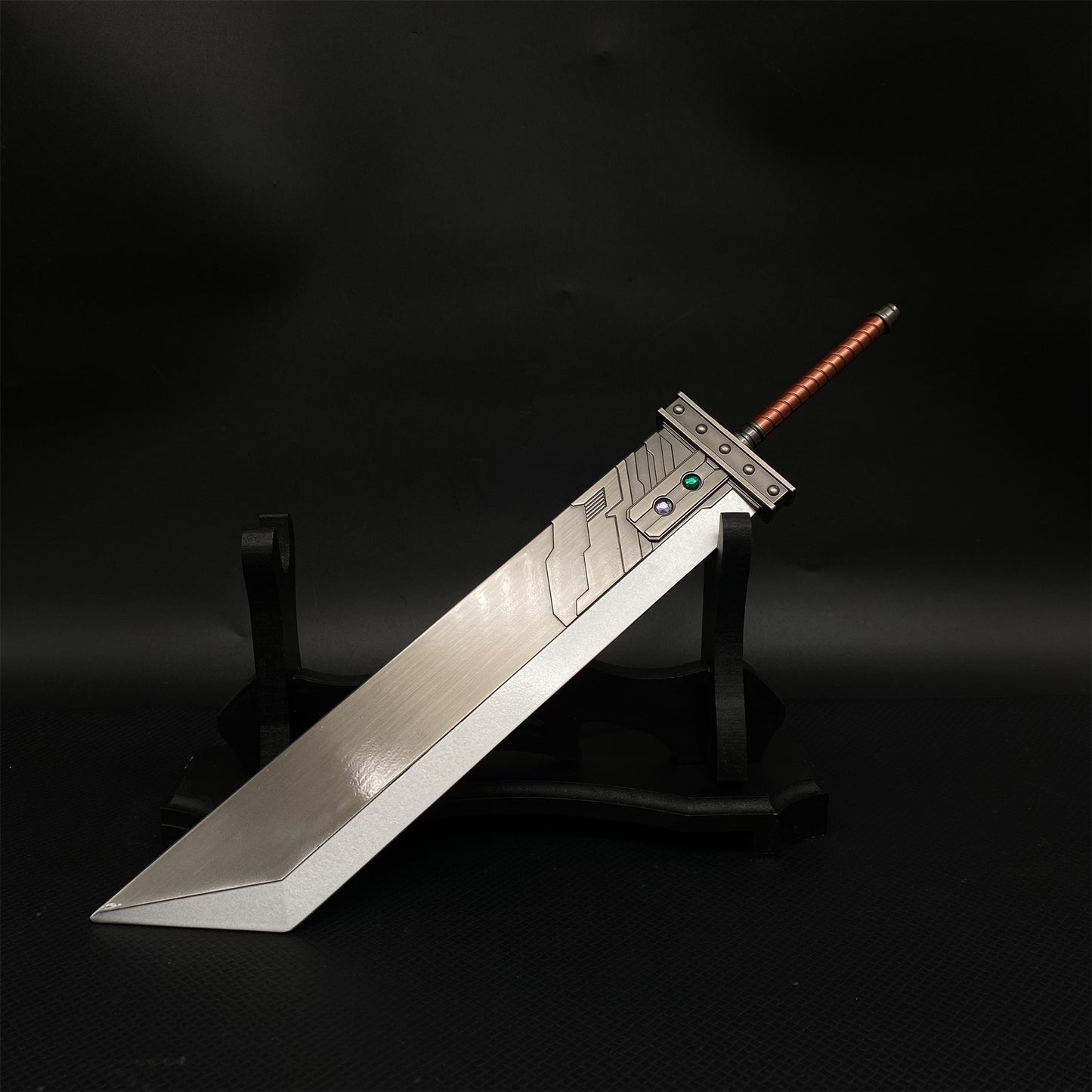 Cloud's Buster Sword FF Gamer Desk Decoration