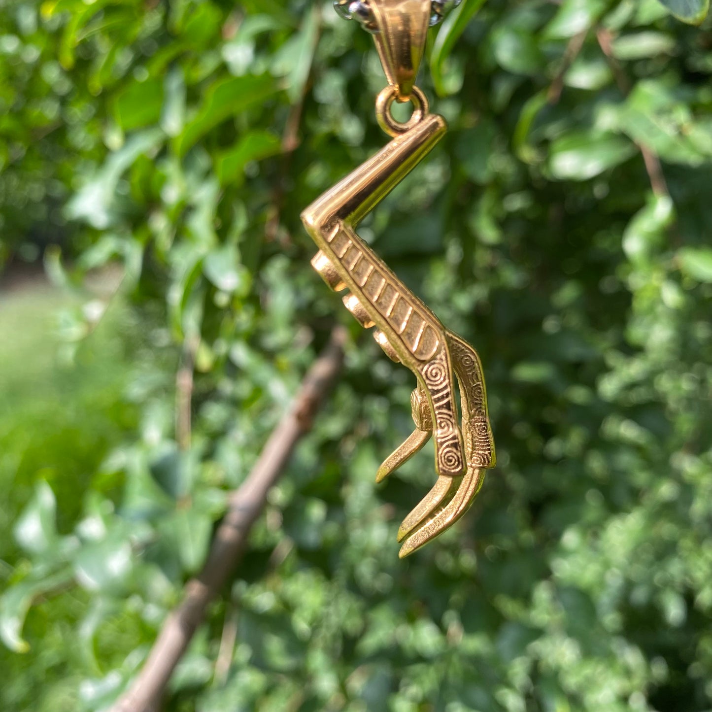 Eagle's Claw Necklace Replica