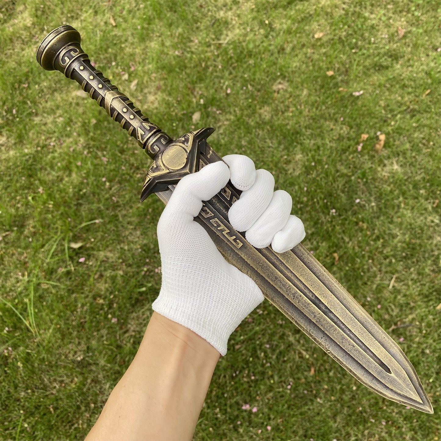 IRL Skyrim Dwarven Dagger Brass Replica