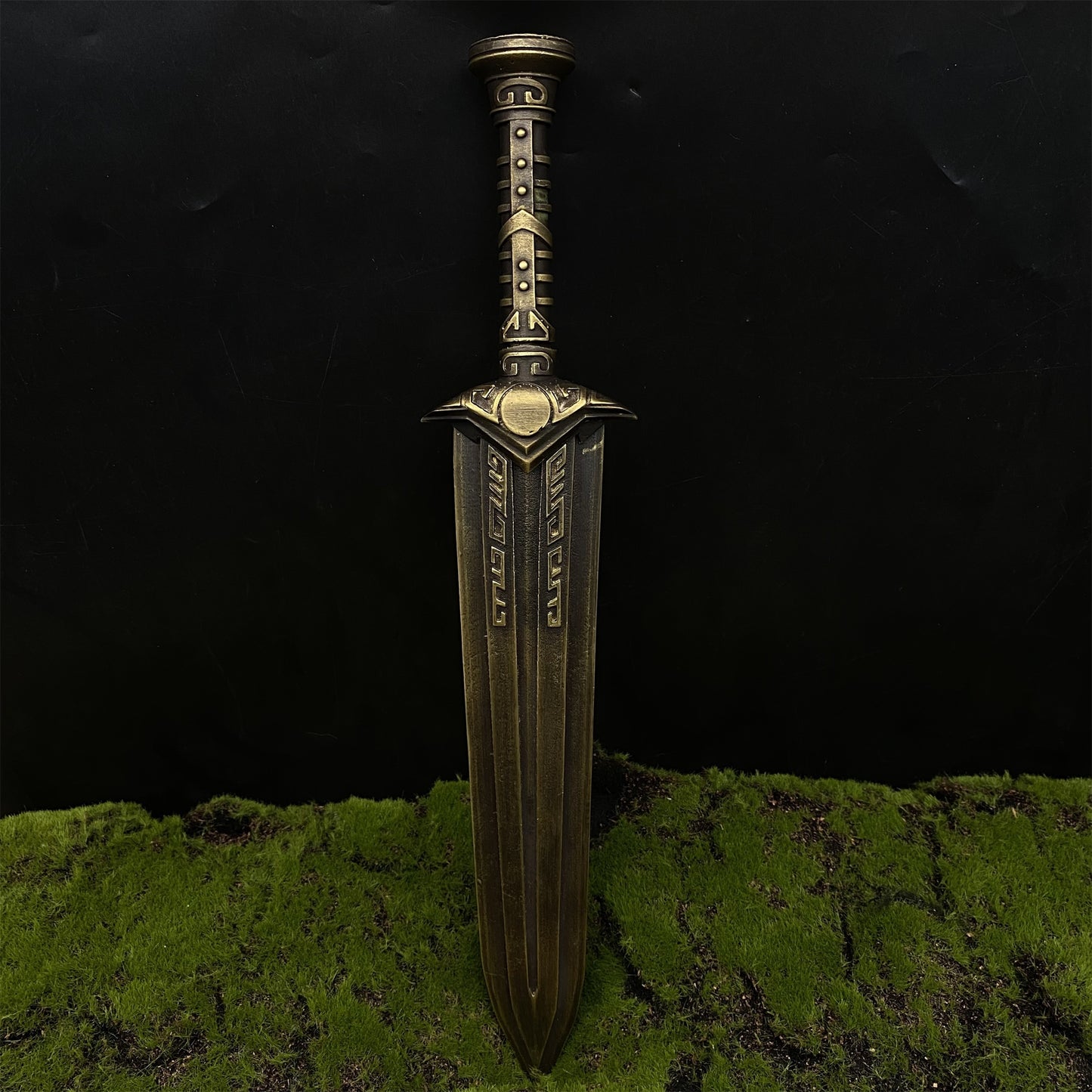 IRL Skyrim Dwarven Dagger Brass Replica