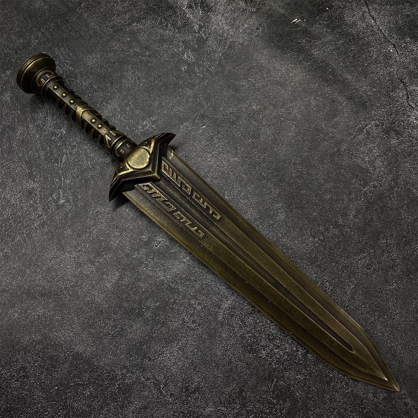 IRL Skyrim Dwarven Dagger Brass Replica