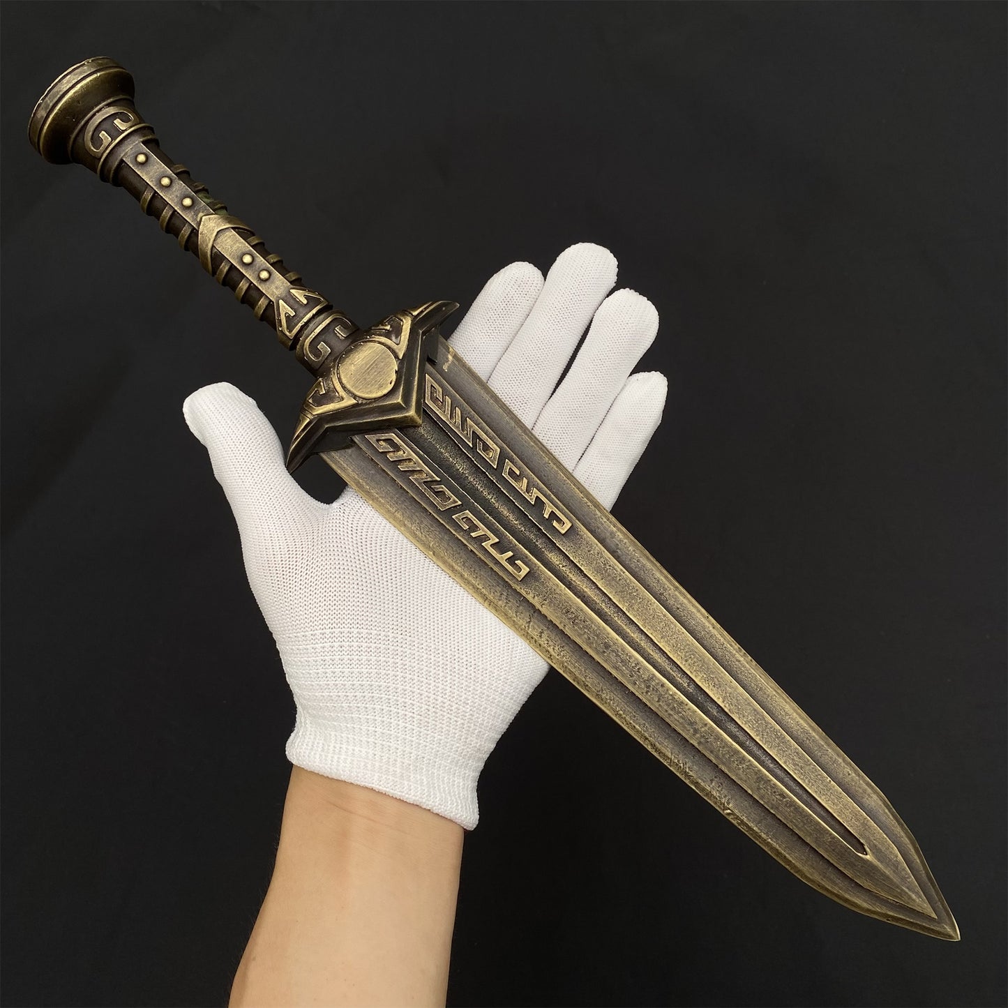 IRL Skyrim Dwarven Dagger Brass Replica