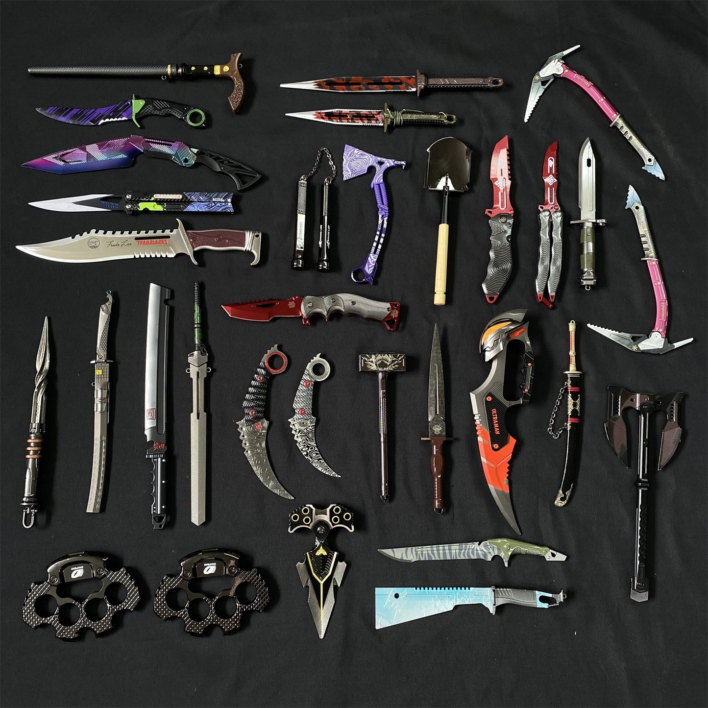 Arena Breakout Game Knife Metal Replica For Collection