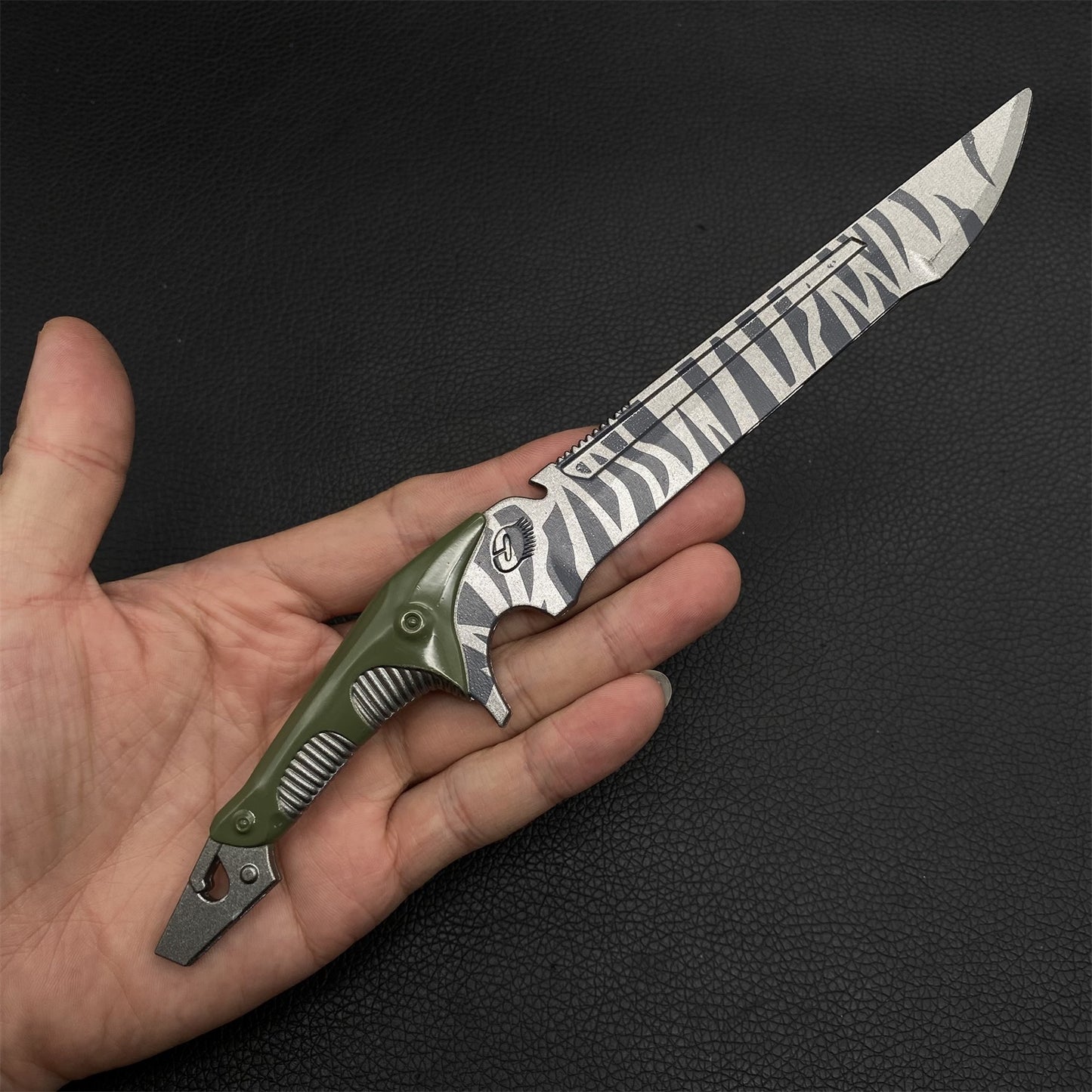 Arena Breakout Game Knife Metal Replica For Collection