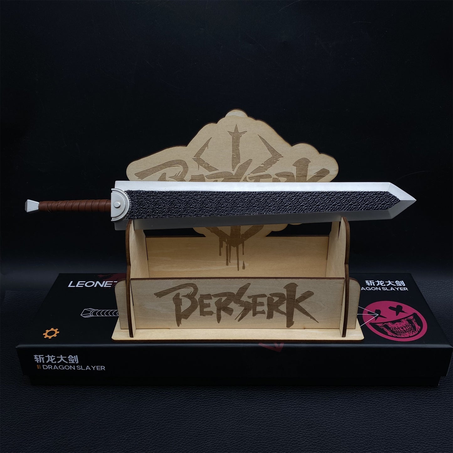 Anime Weapon Guts Sword Dragon Slayer Replica With Stand