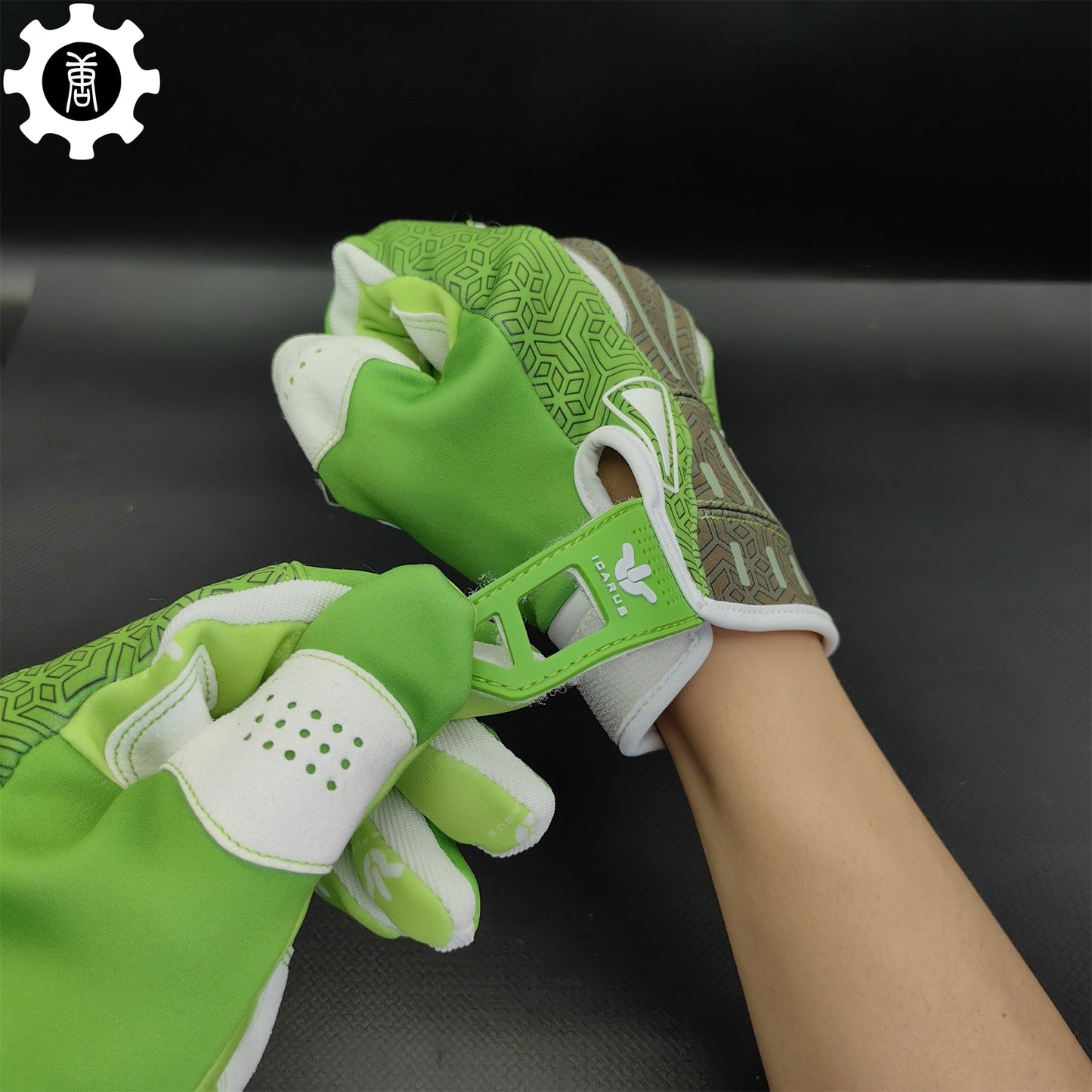 Hedge Maze Sport Gloves A Pair Cosplay Prop