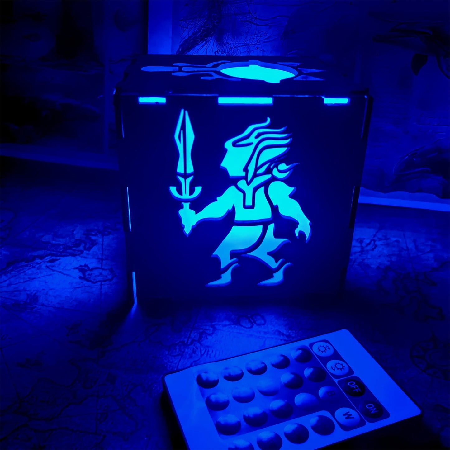 Link Master Icon Wooden Cube Light Game Desk Decor