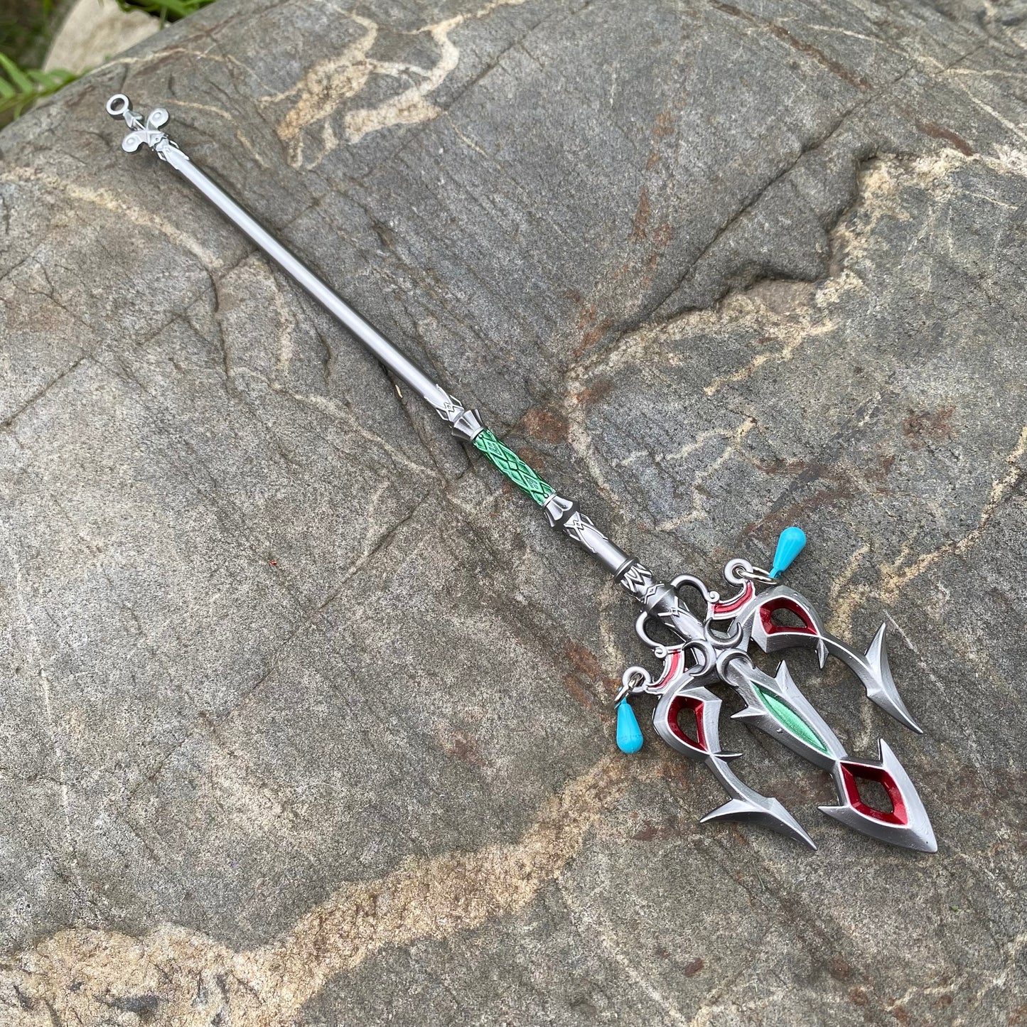 The Link Lightscale Trident Miniature Metal Replica 22CM/8.7"