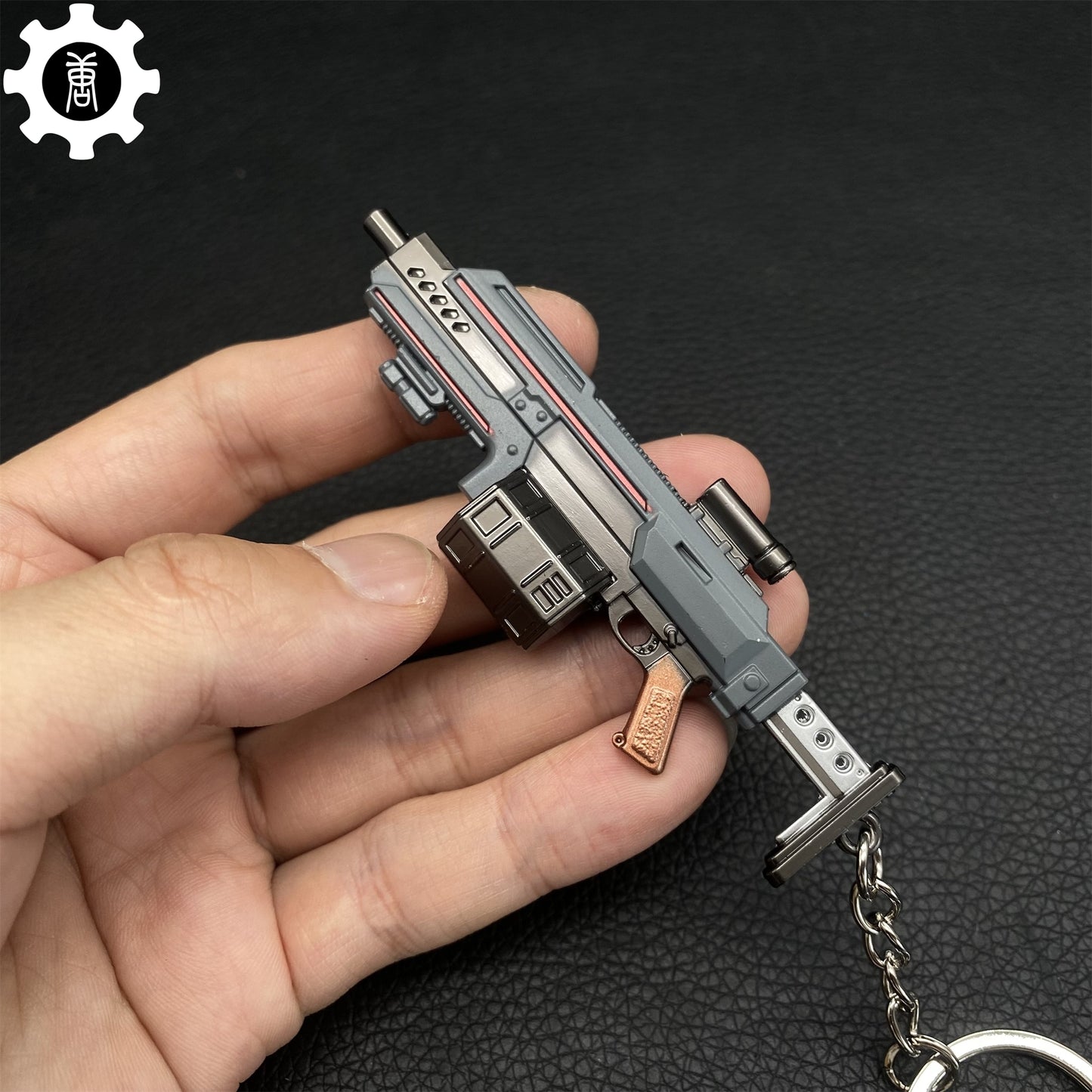 Tiny JAR-5 Dominator Gun Model Metal Keychain