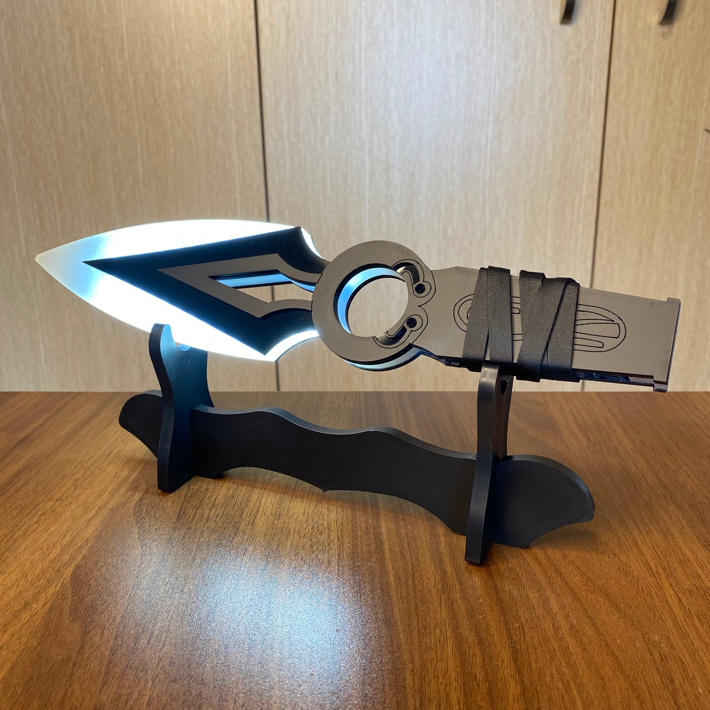 Jett Kunai Replica 3D Night Lamp