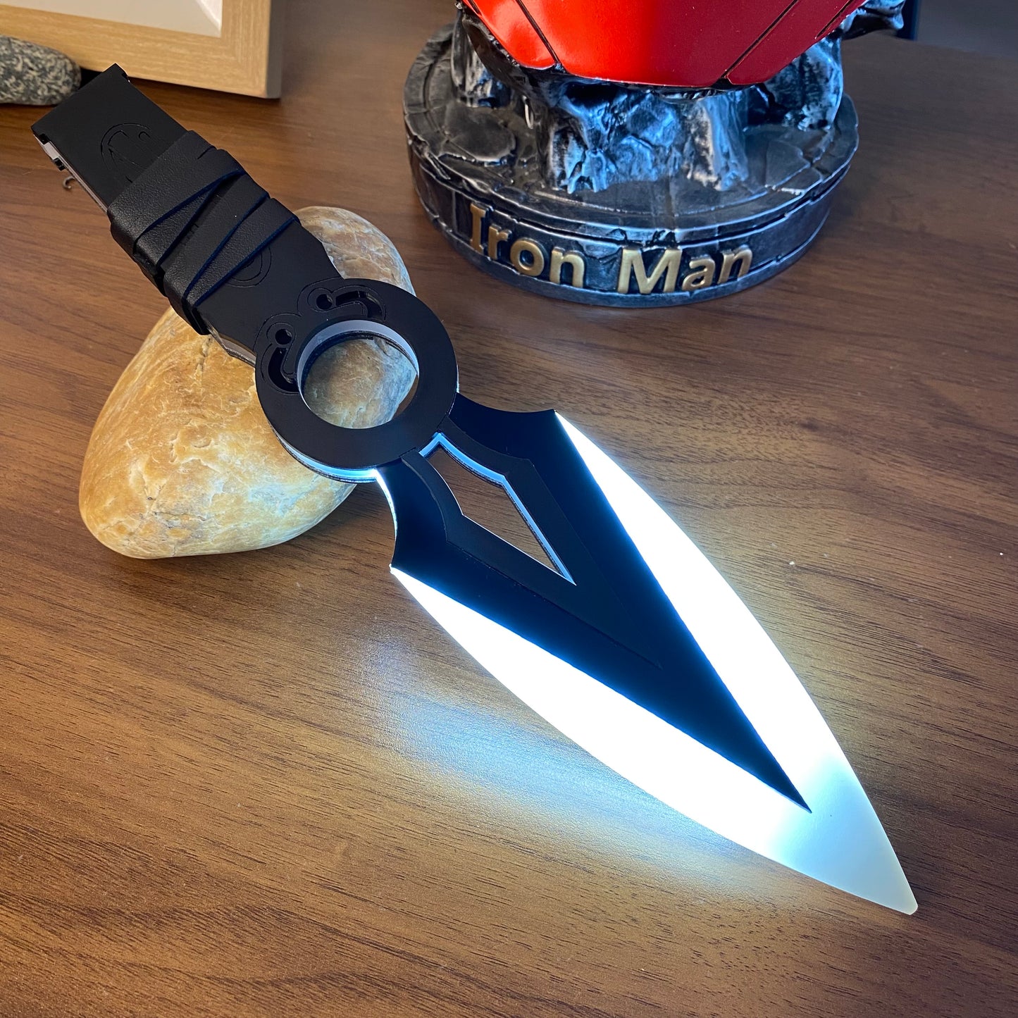 Jett Kunai Replica 3D Night Lamp