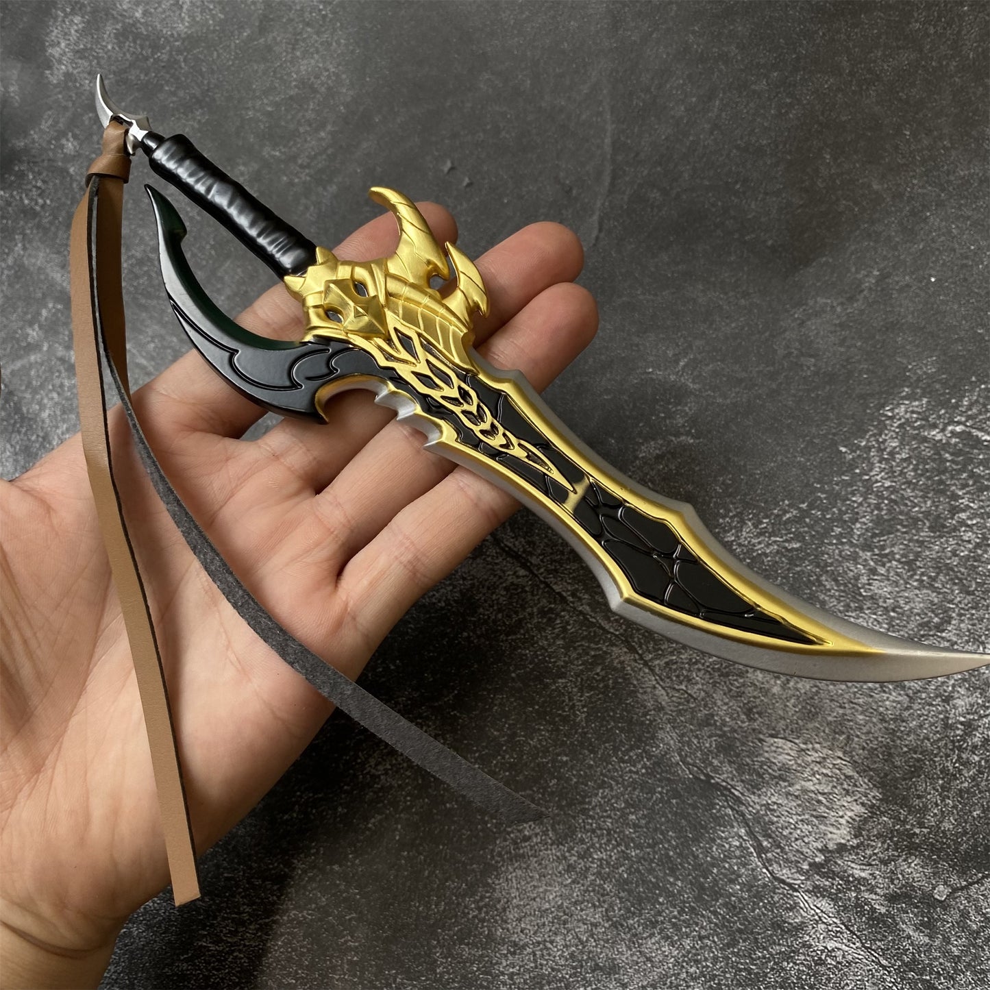 Mini Mini Kasaka's Venom Fang And Knight Killer Dagger Metal Replica