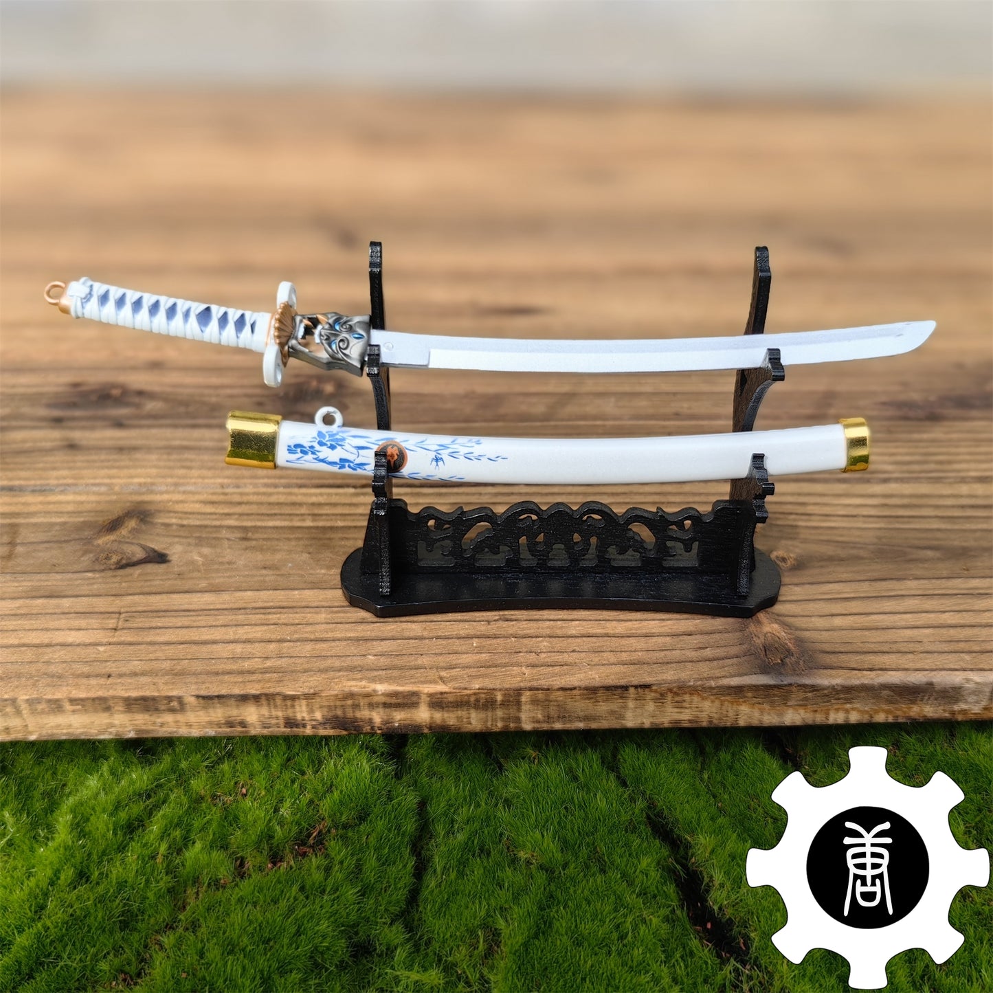 Metal Onimaru Kunitsuna Sword Katana Replica 4 In 1 Pack