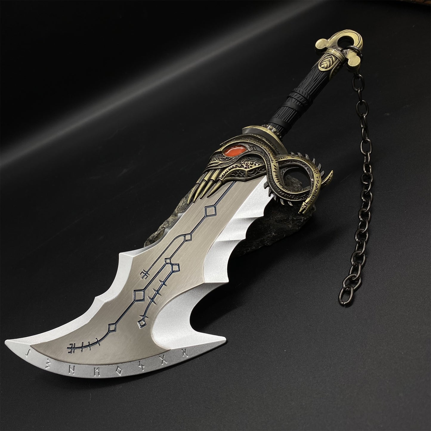 Metal Blades of Chaos 1:2 Luminous Replica