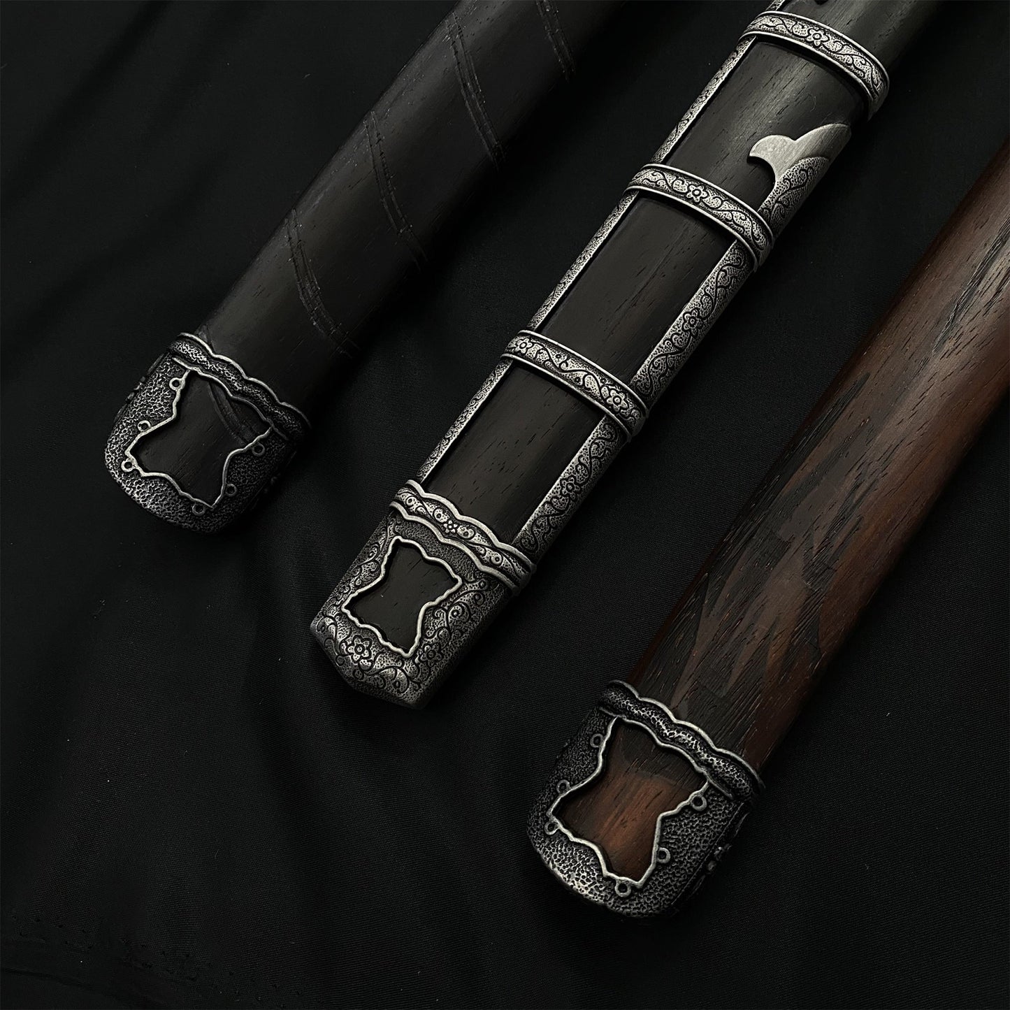 Life-Size Kusabimaru Katana, Gracious Gift of Tears, Black Mortal Blade Replicas