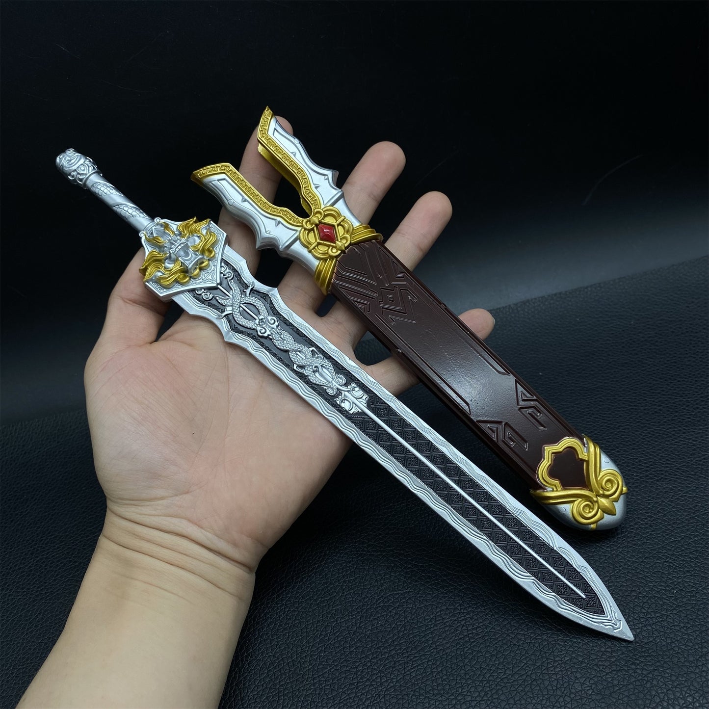 Ancient Cold Weapon Legionband Sword Metal Replica