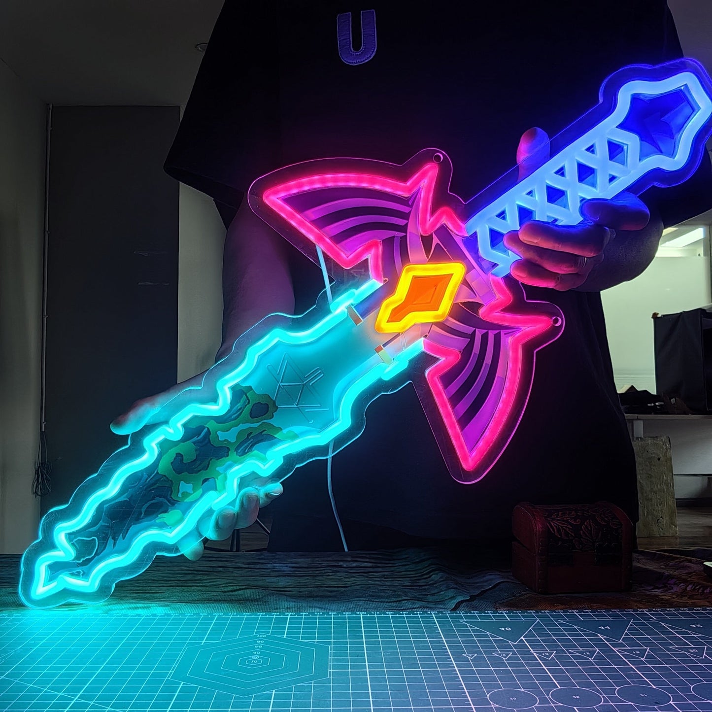 Link Master Sword Neon Light Wall Decor