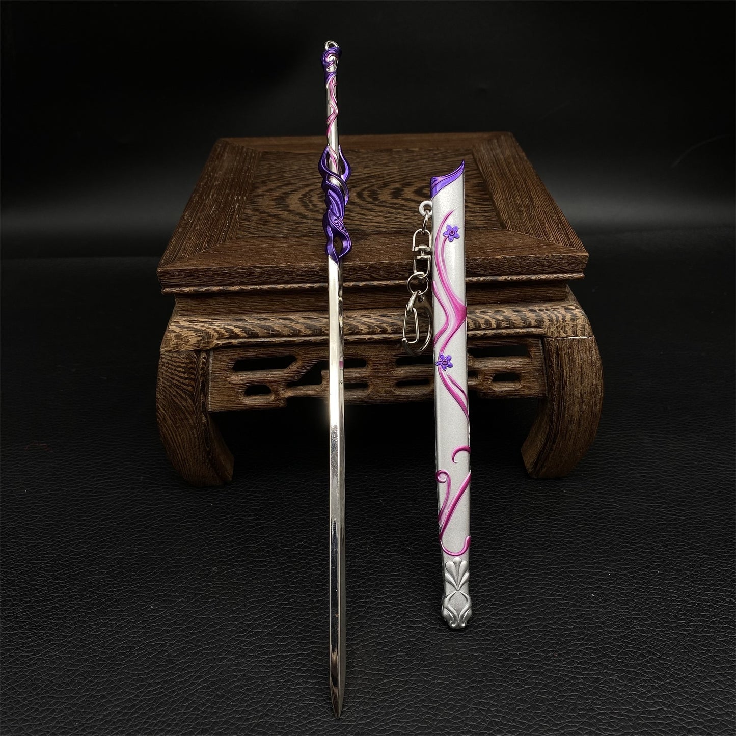 Little Doctor Immortal Sword 8.7'' Metal Replica