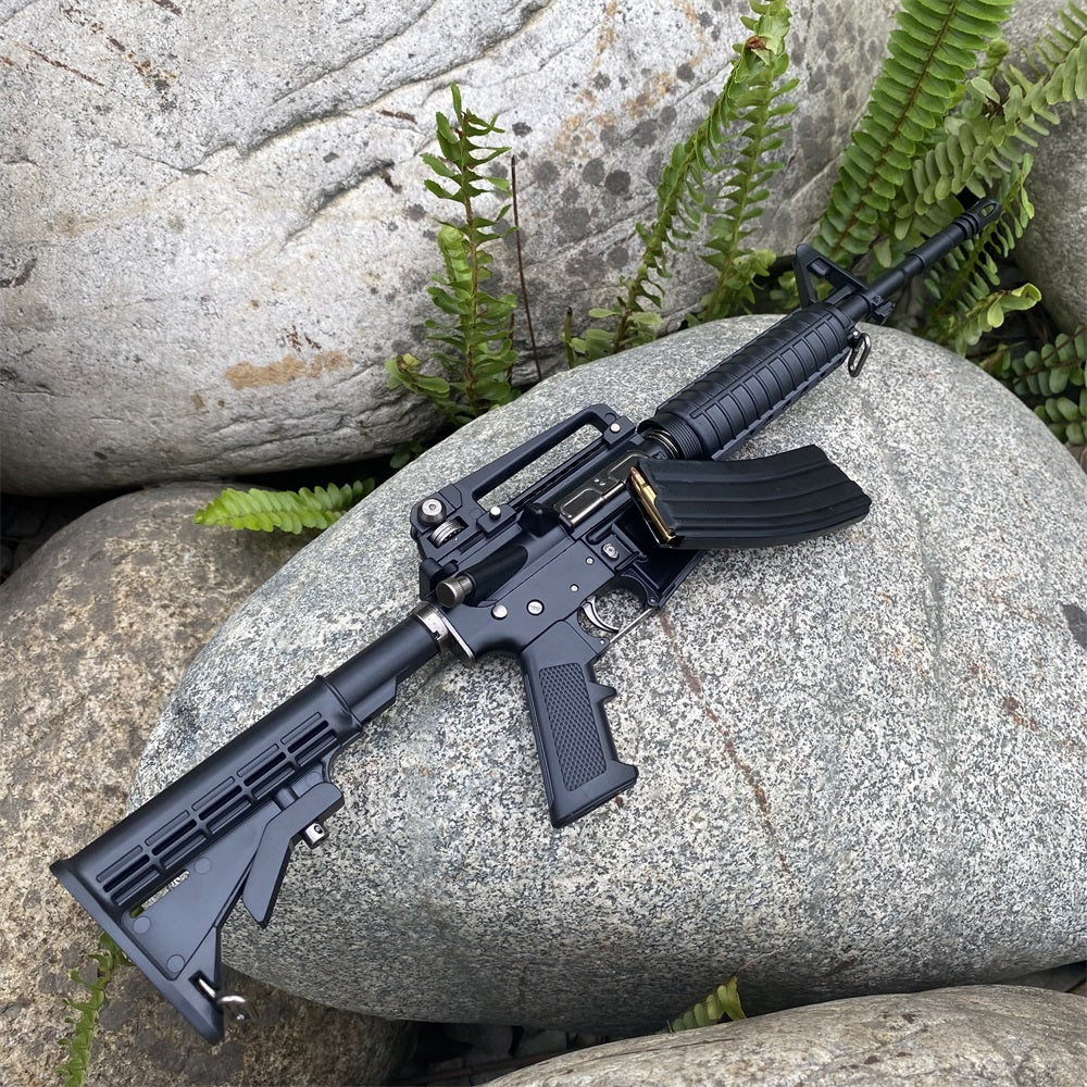 M4A1 1:2.05 Gun Replica Highly-Detailed M4A1 Miniature Alloy Model Gun 40CM/15.7''