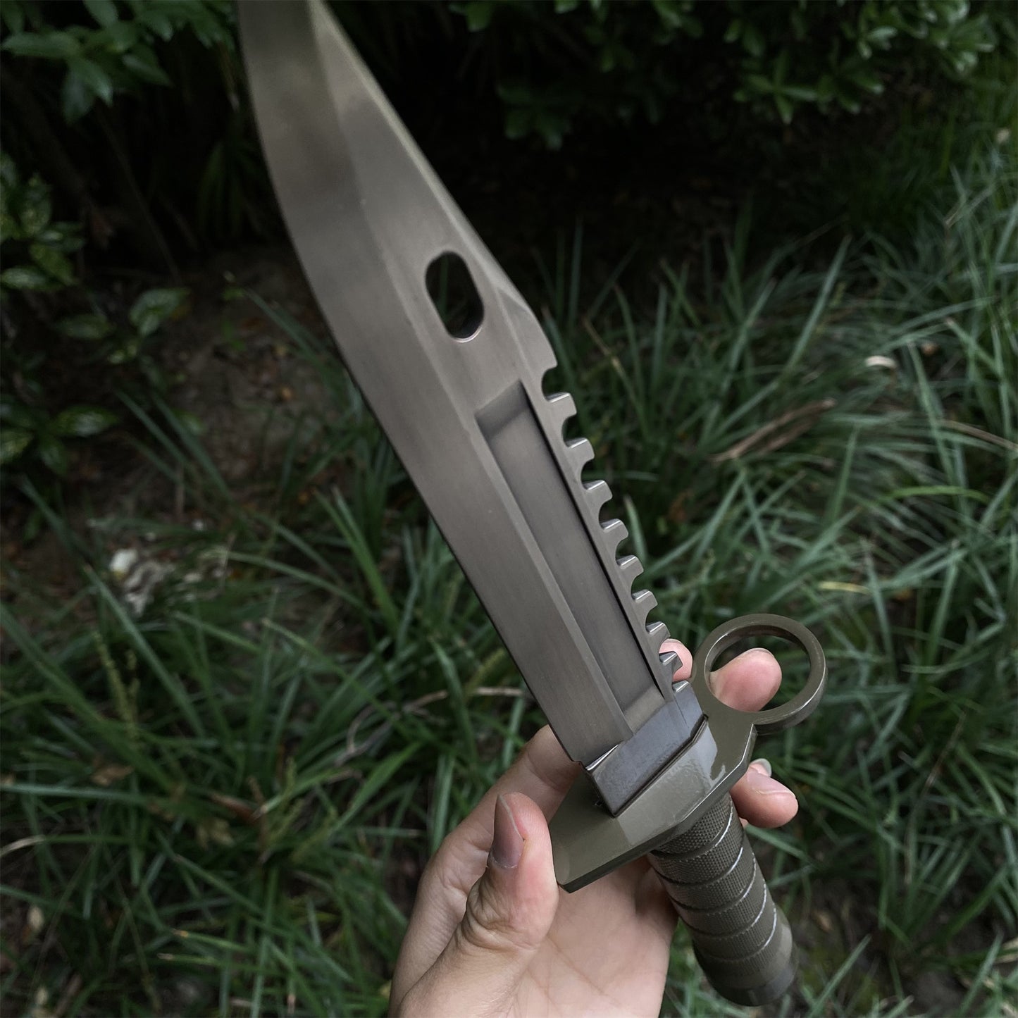Re4 Leon Combat Knife Metal Blunt Blade Replica