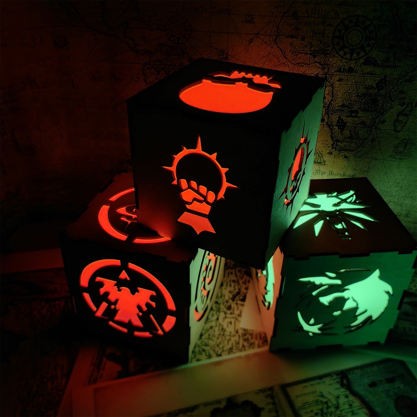 MH Skull Pattern Wood Cube Light Desk Decor