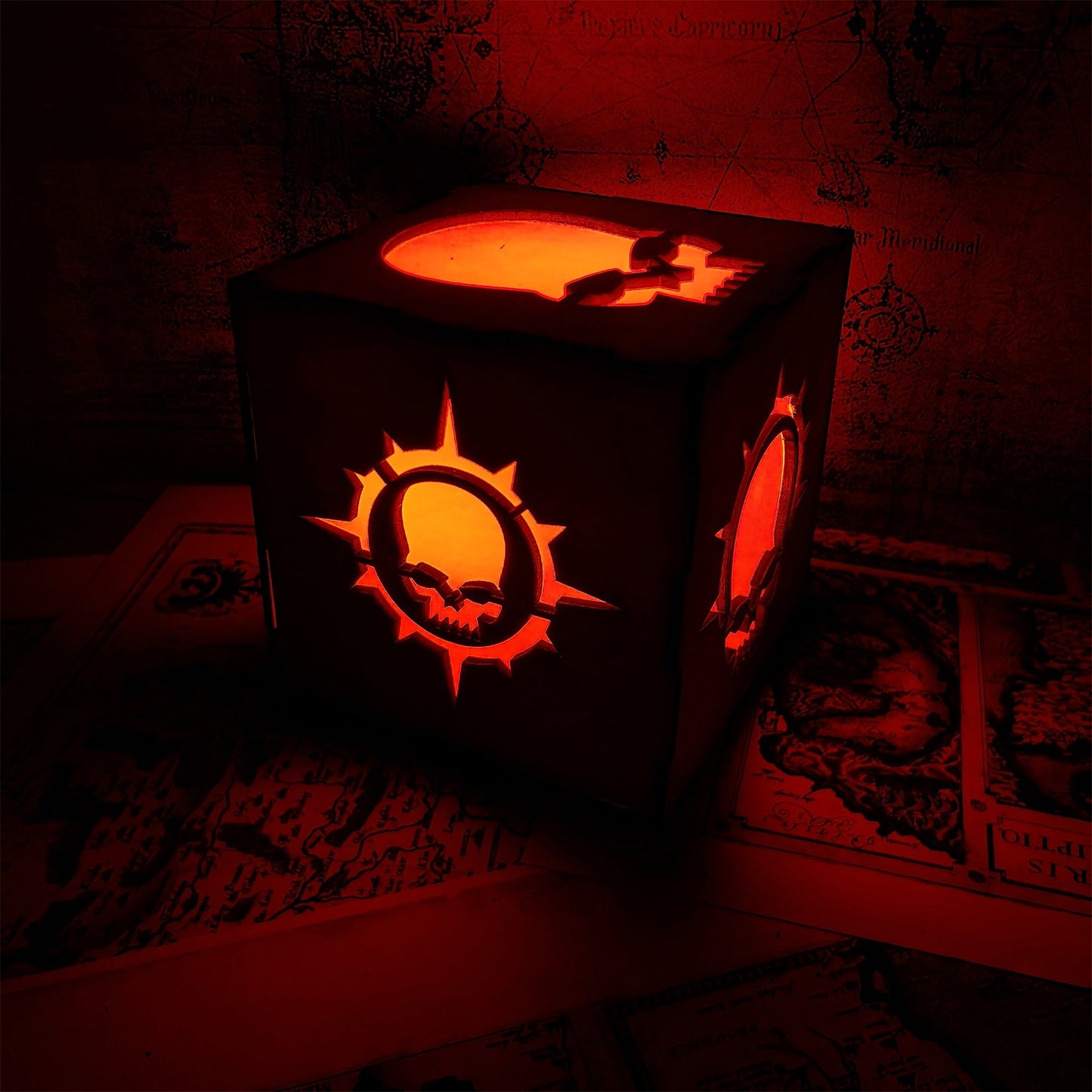 MH Skull Pattern Wood Cube Light Desk Decor