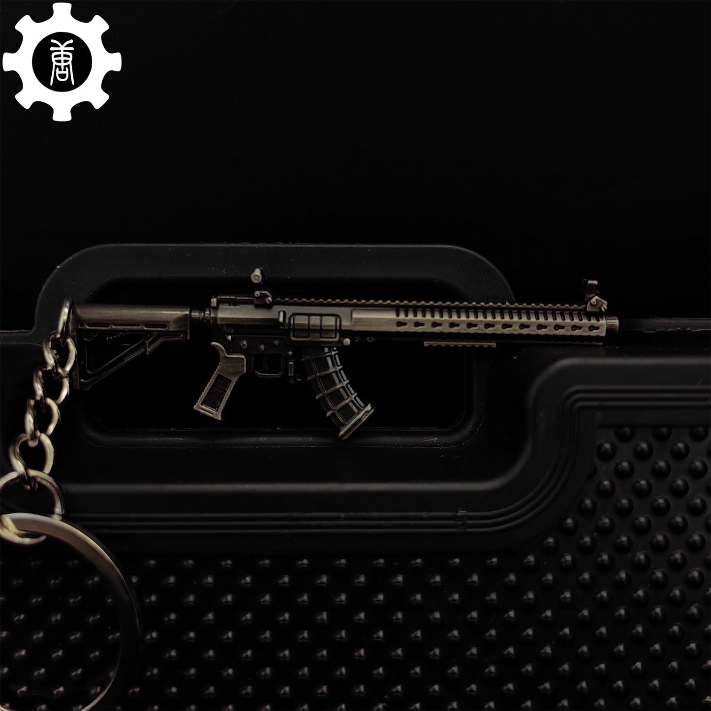 21 in 1 World Famous Assault Rifle Gun Keychain Metal Pendant For Military Hobby