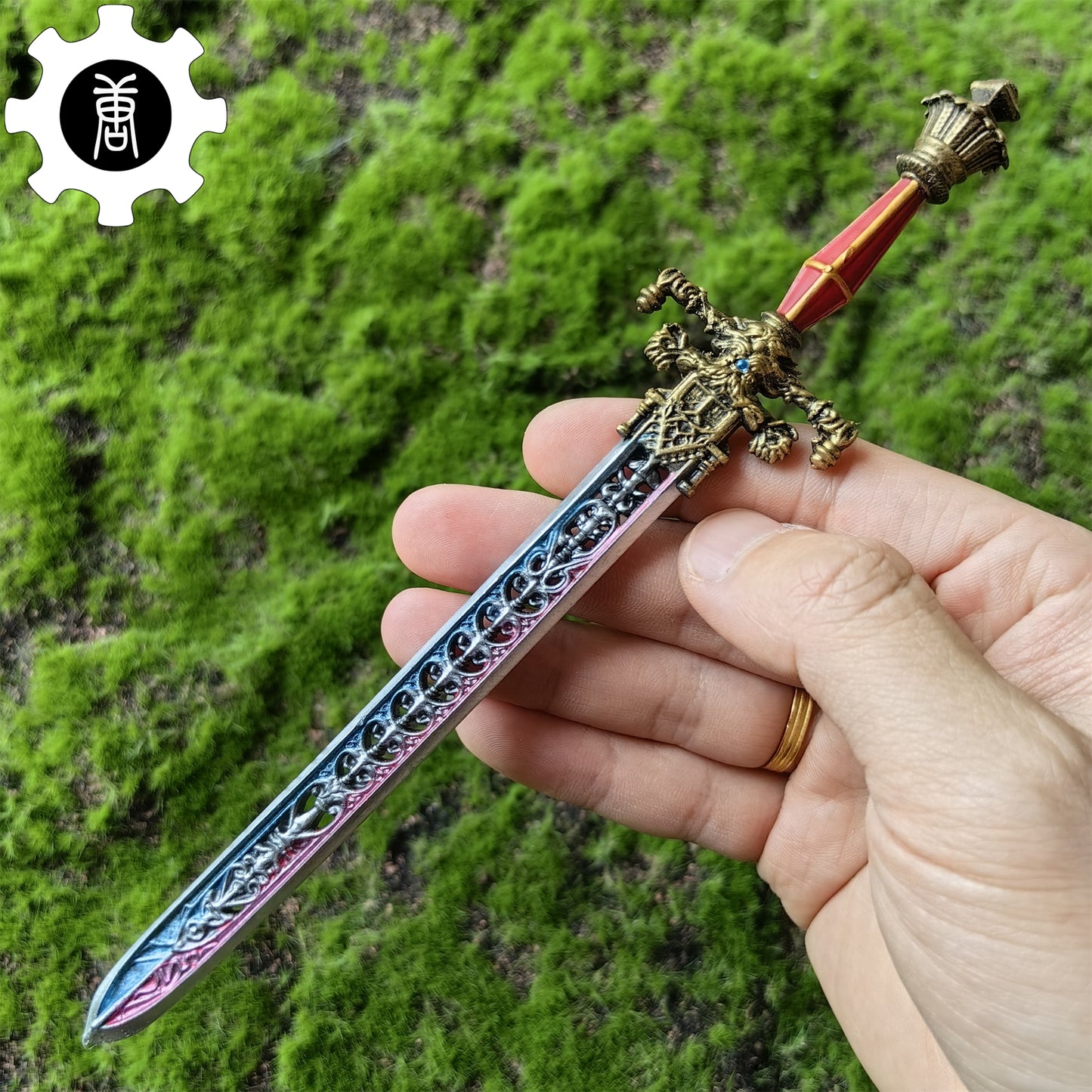 3D Printed 1: 6 Scale Sword Of Night And Flame
