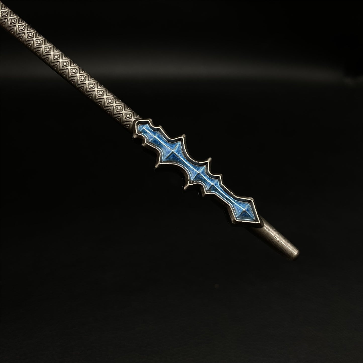 Game Peripheral Metal Overlord Spear Fan Mini Replica