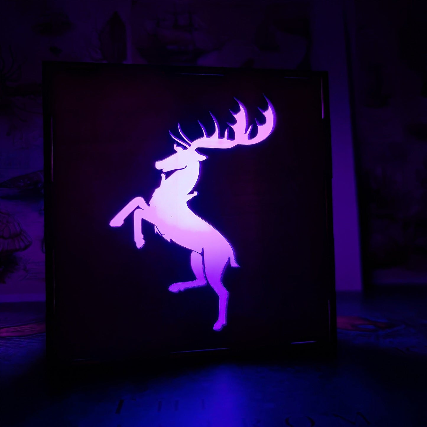 Middle Age Clan Insignia Wood Cube Light Desk Decor