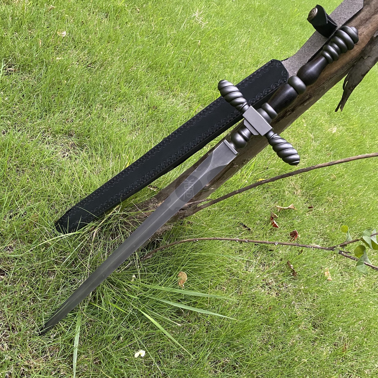 Real-Life Misericorde Sword Replica