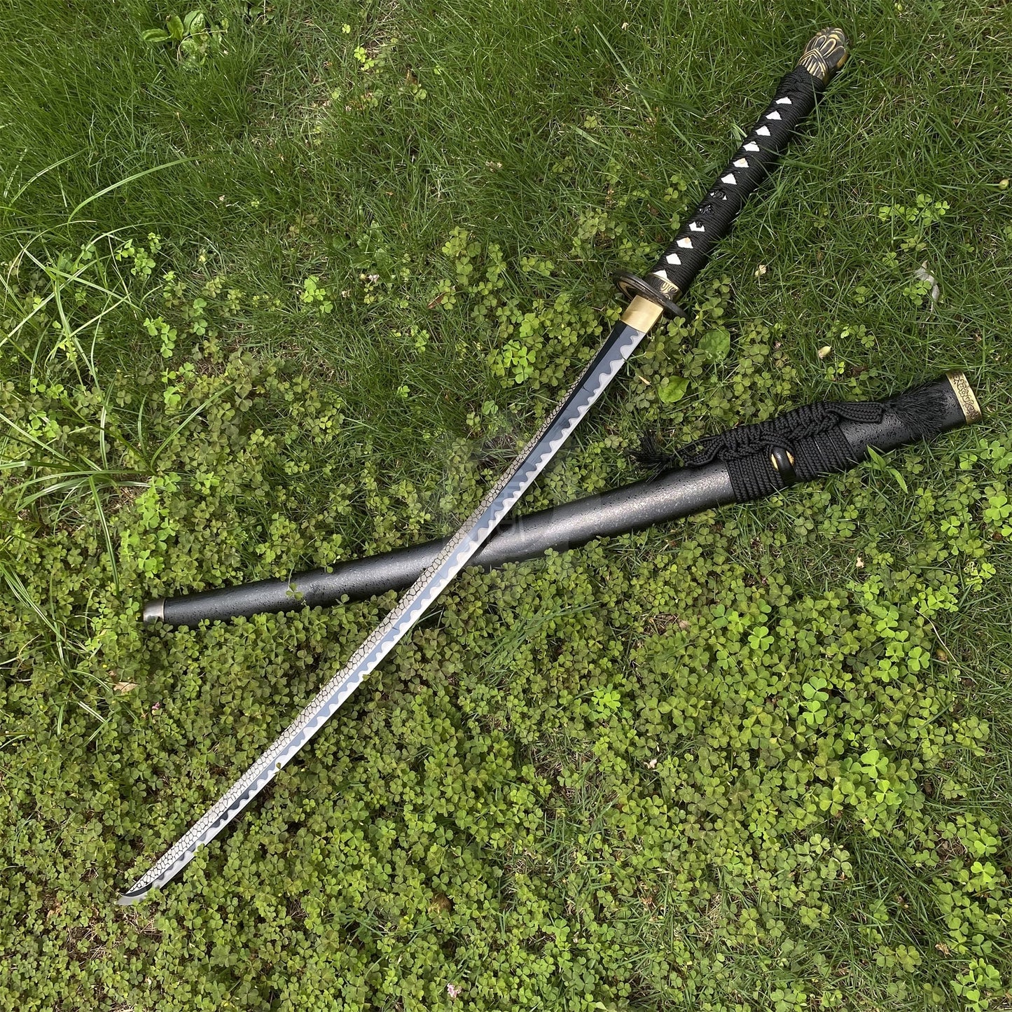 Real-Life Carbon Steel Moonveil Katana Replica