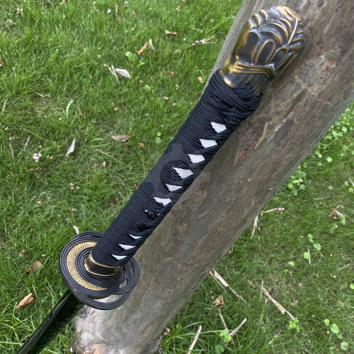 Real-Life Carbon Steel Moonveil Katana Replica