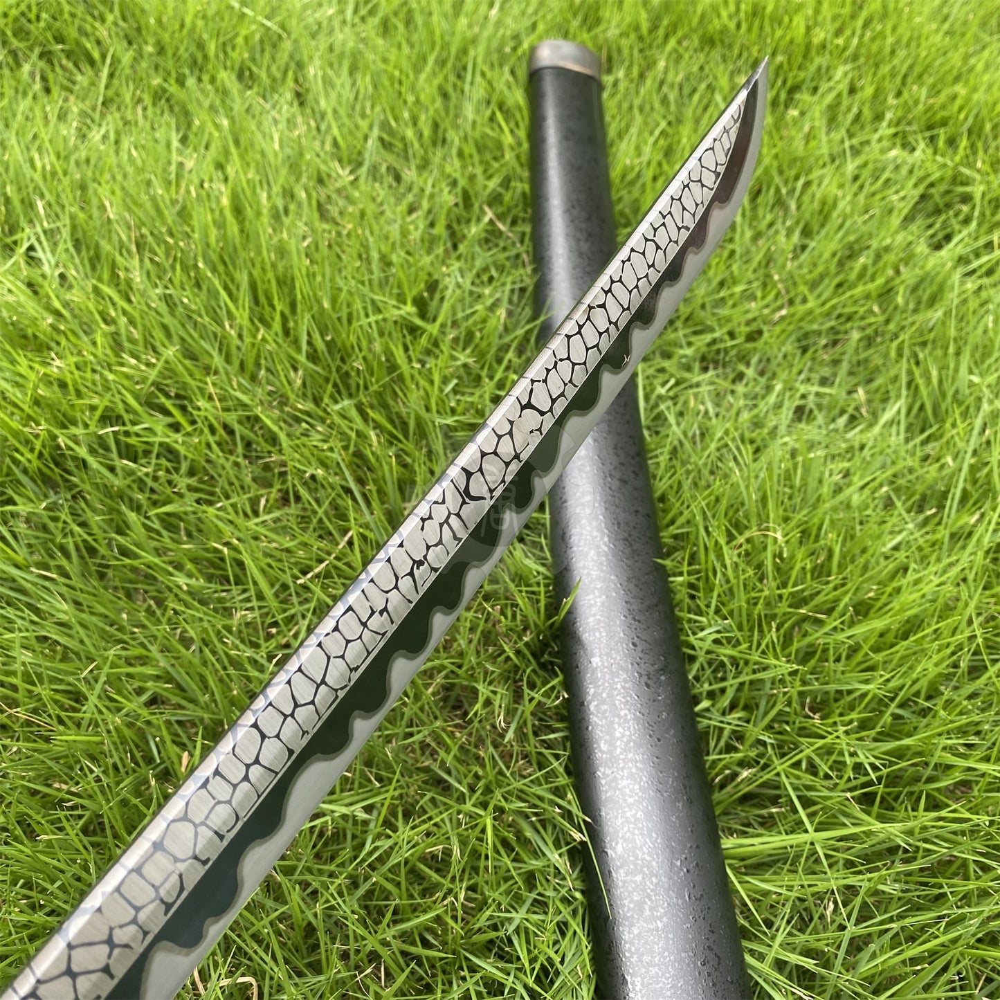 Real-Life Carbon Steel Moonveil Katana Replica
