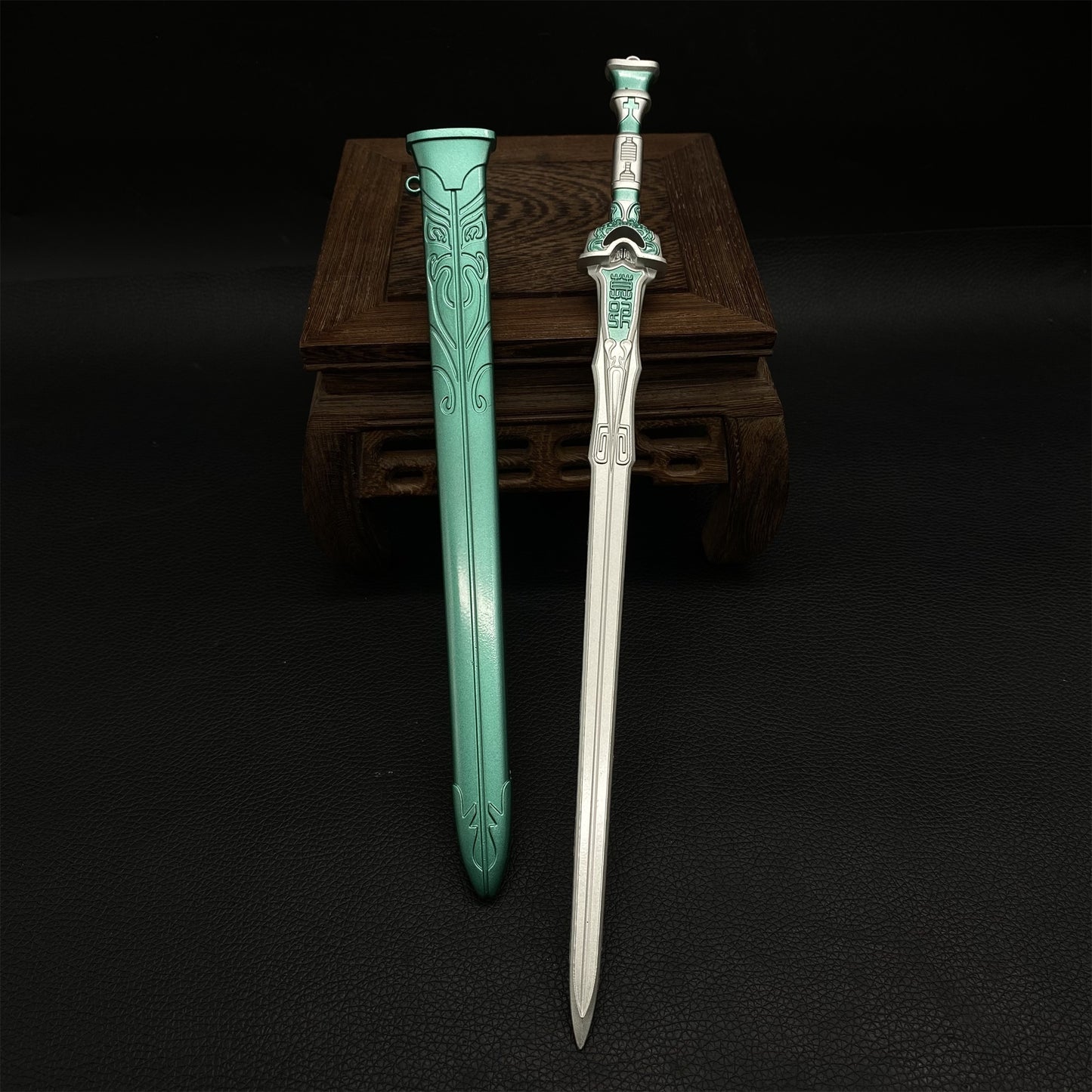 Chinese Moye Divine Sword Metal Replica 11.8''