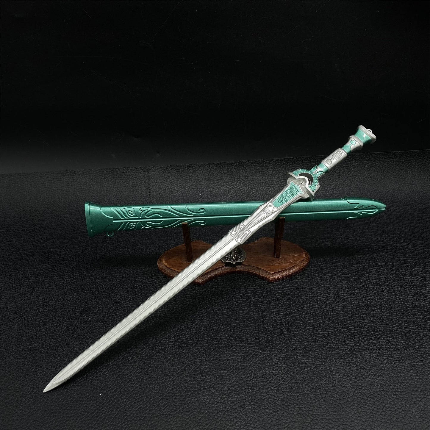 Chinese Moye Divine Sword Metal Replica 11.8''