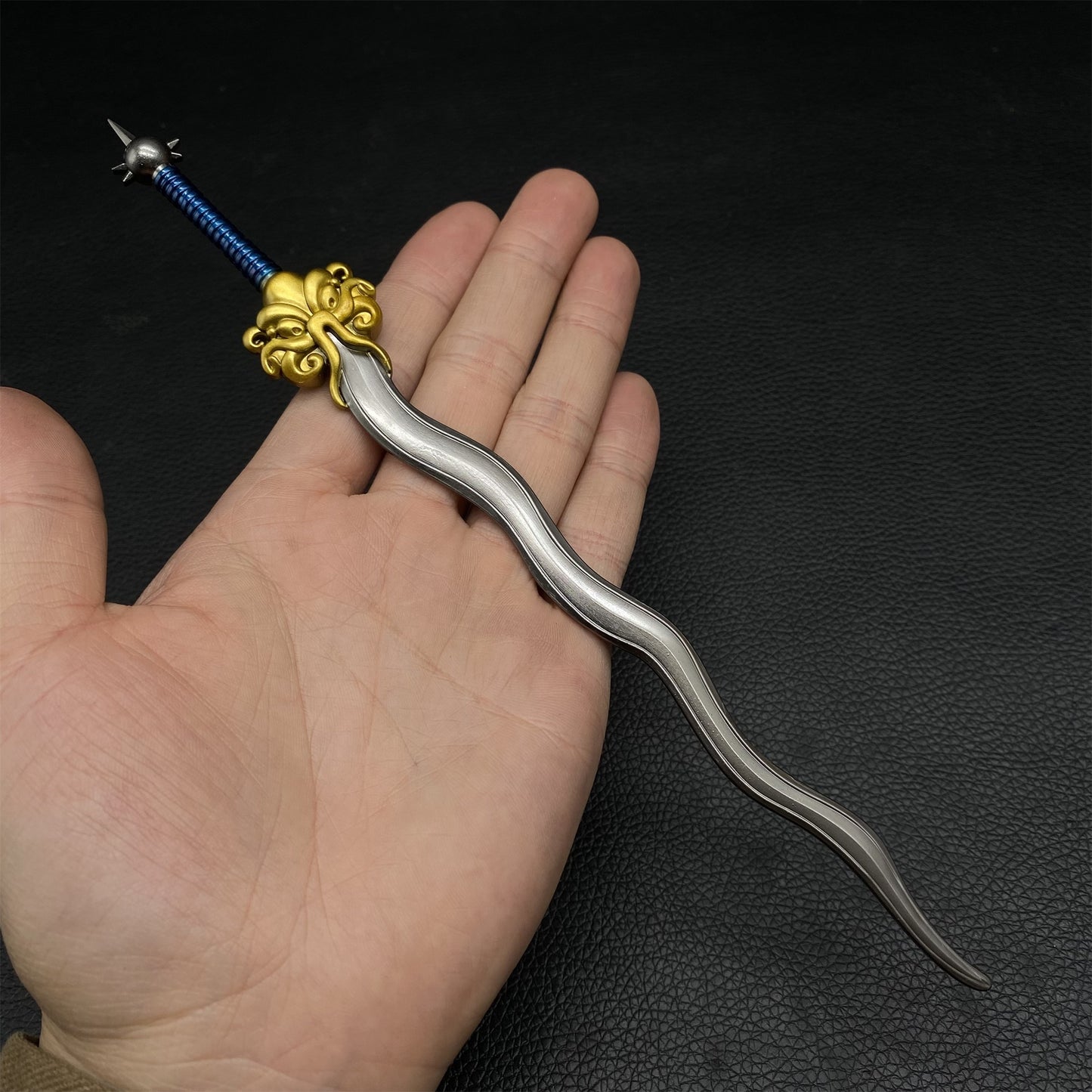 Octopus General Sword Metal Replica