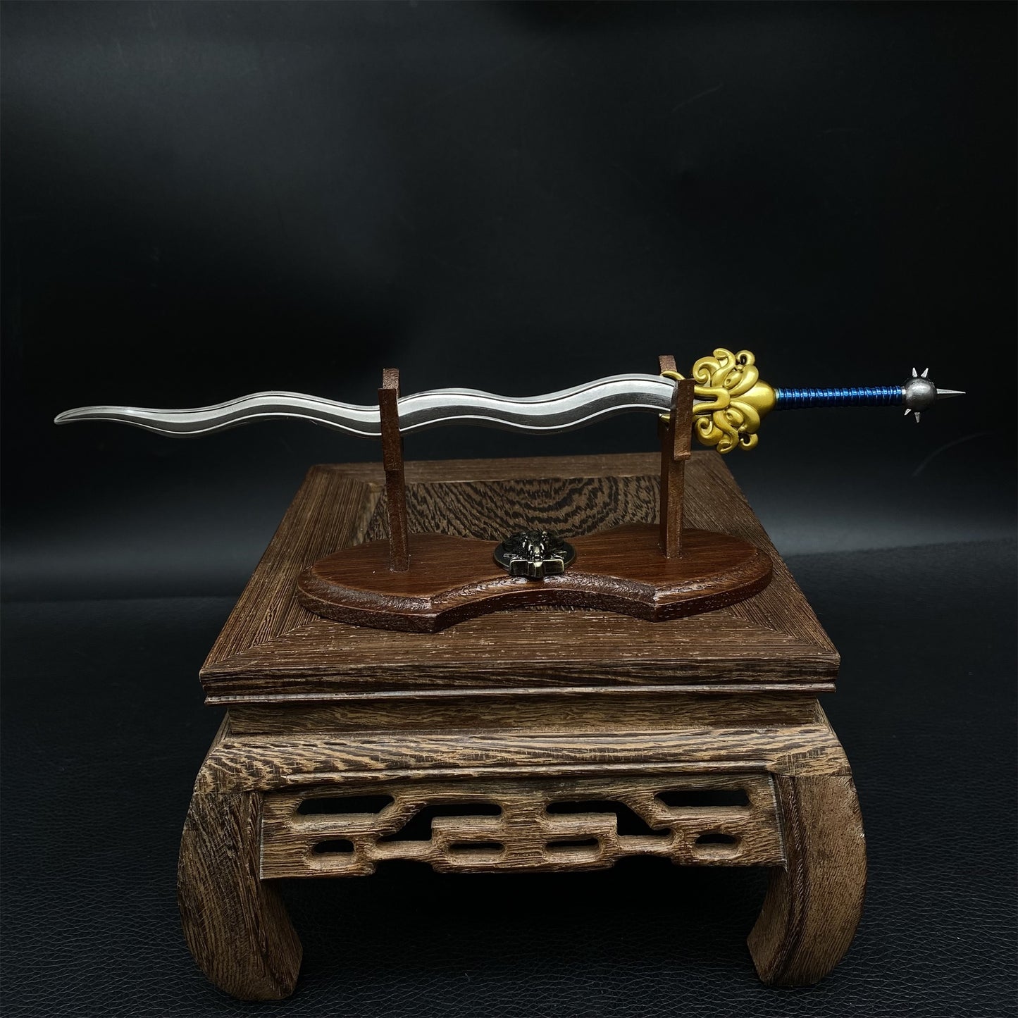 Octopus General Sword Metal Replica