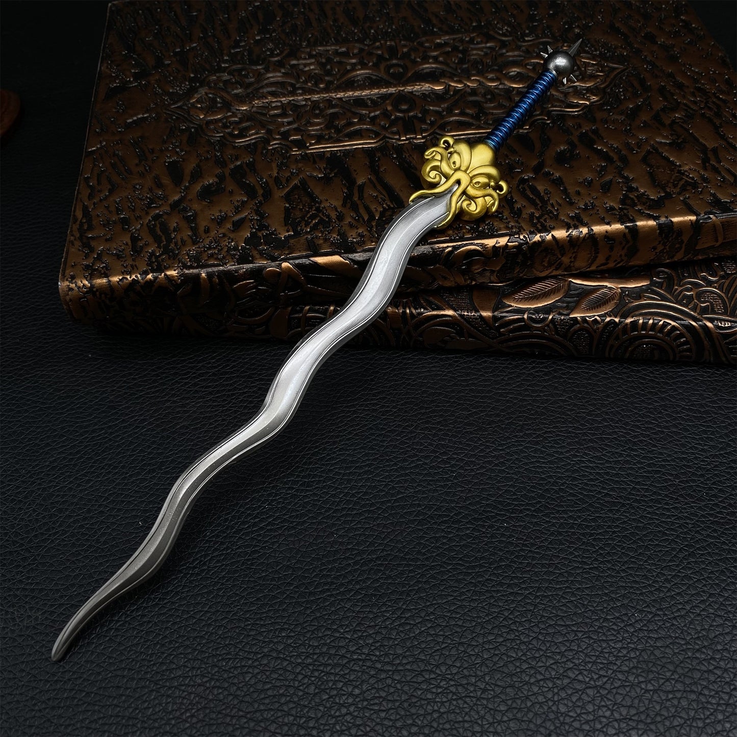 Octopus General Sword Metal Replica