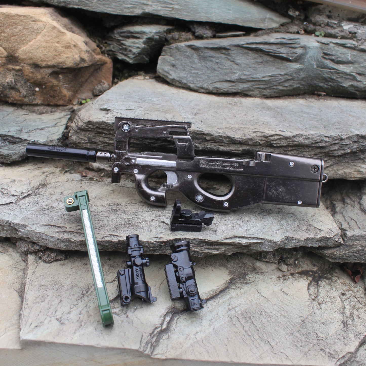 P90 Mental Submachine Miniature Gun 14CM/5.5"